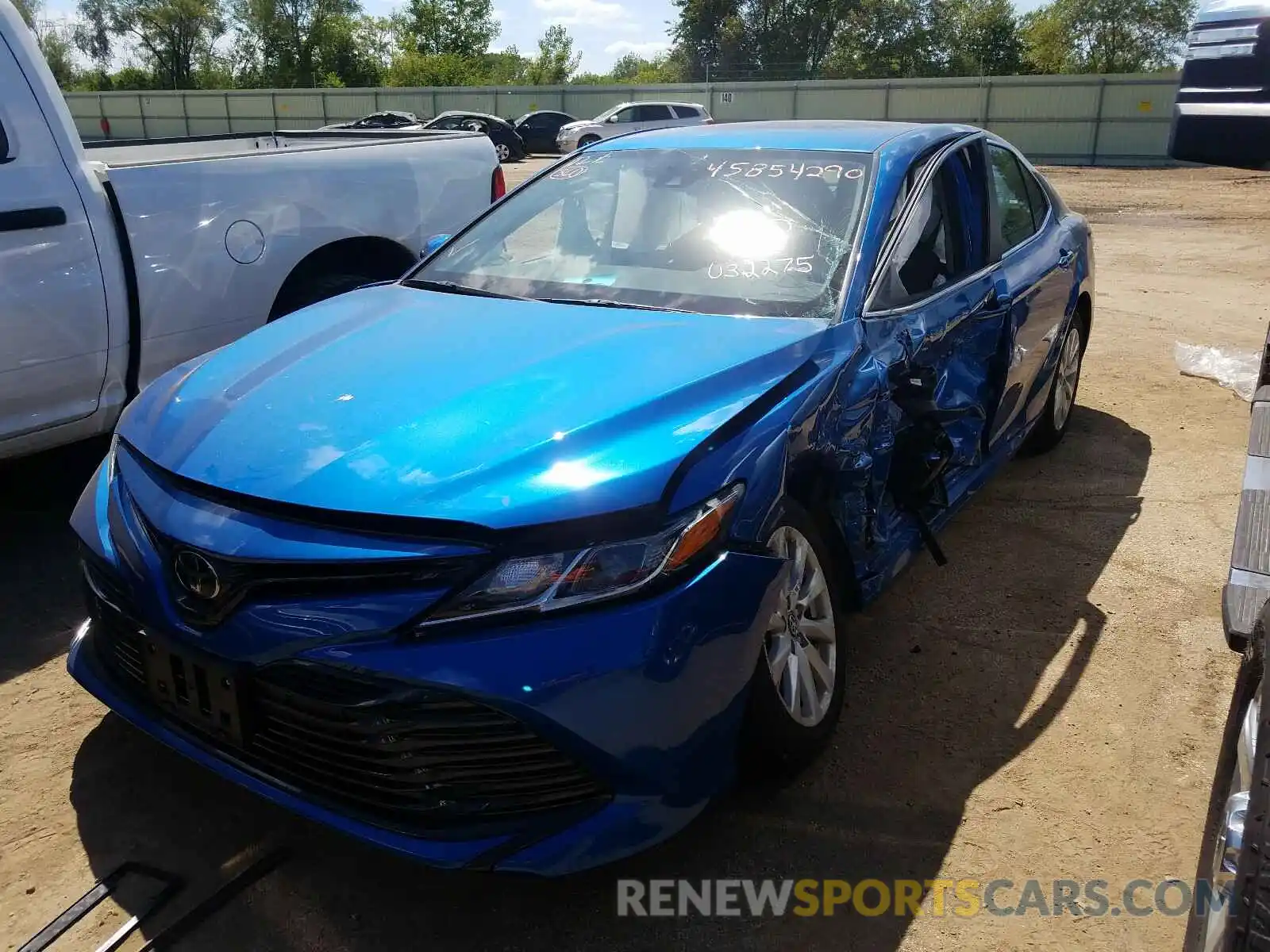 2 Photograph of a damaged car 4T1C11AK8LU322751 TOYOTA CAMRY 2020