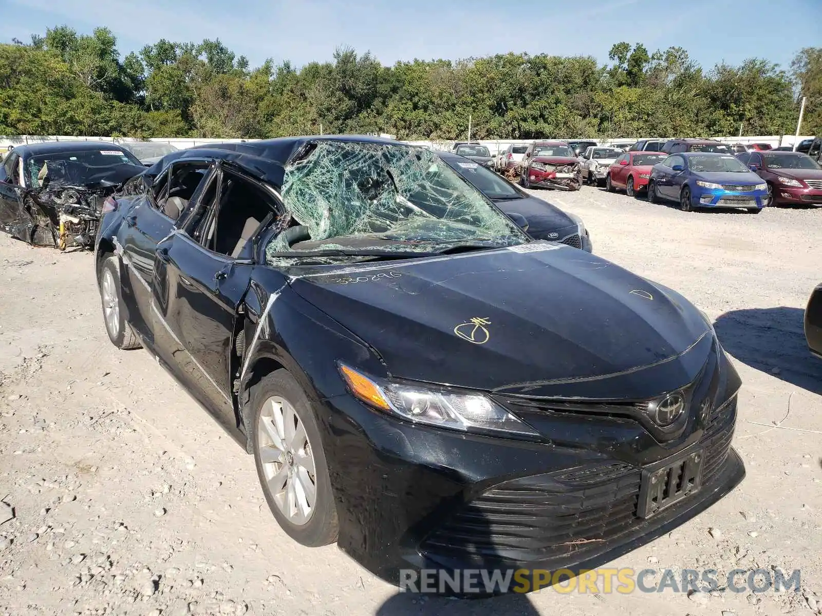 1 Photograph of a damaged car 4T1C11AK8LU330896 TOYOTA CAMRY 2020