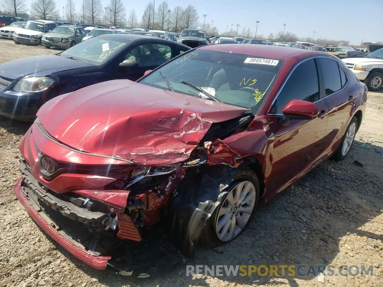 2 Photograph of a damaged car 4T1C11AK8LU338268 TOYOTA CAMRY 2020