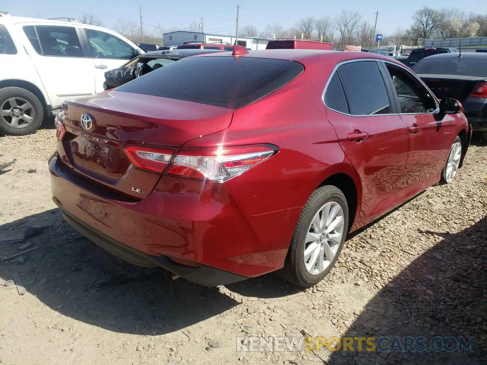 4 Photograph of a damaged car 4T1C11AK8LU338268 TOYOTA CAMRY 2020