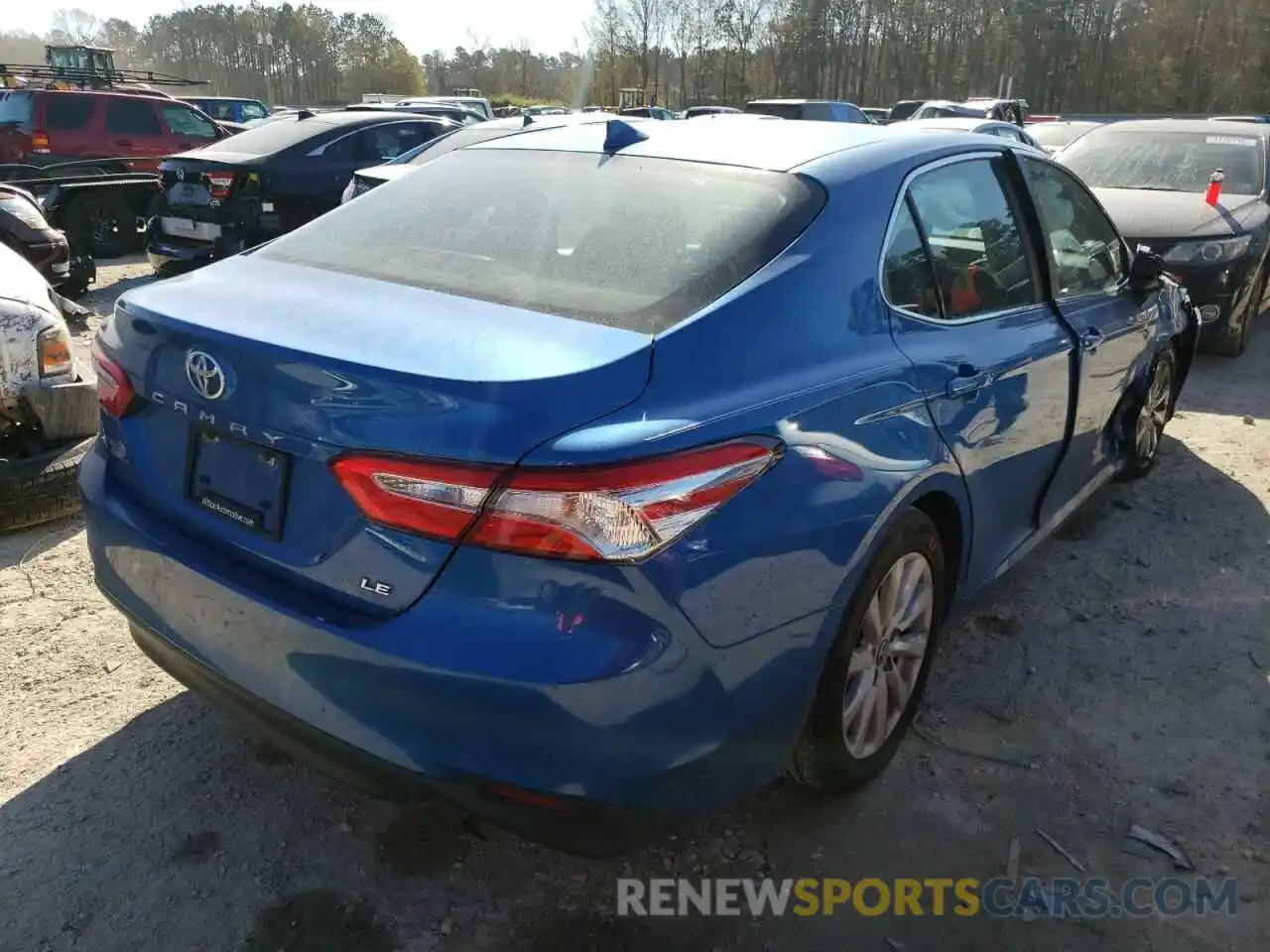 4 Photograph of a damaged car 4T1C11AK8LU340442 TOYOTA CAMRY 2020