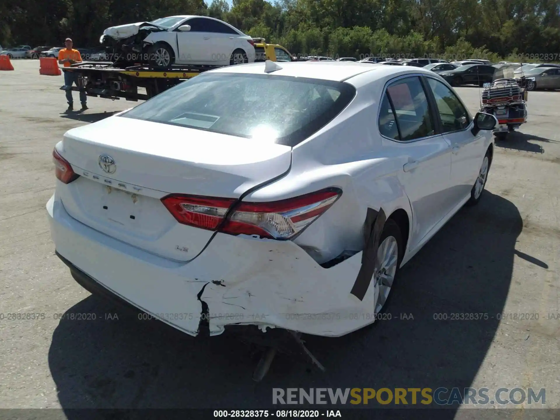 6 Photograph of a damaged car 4T1C11AK8LU342711 TOYOTA CAMRY 2020