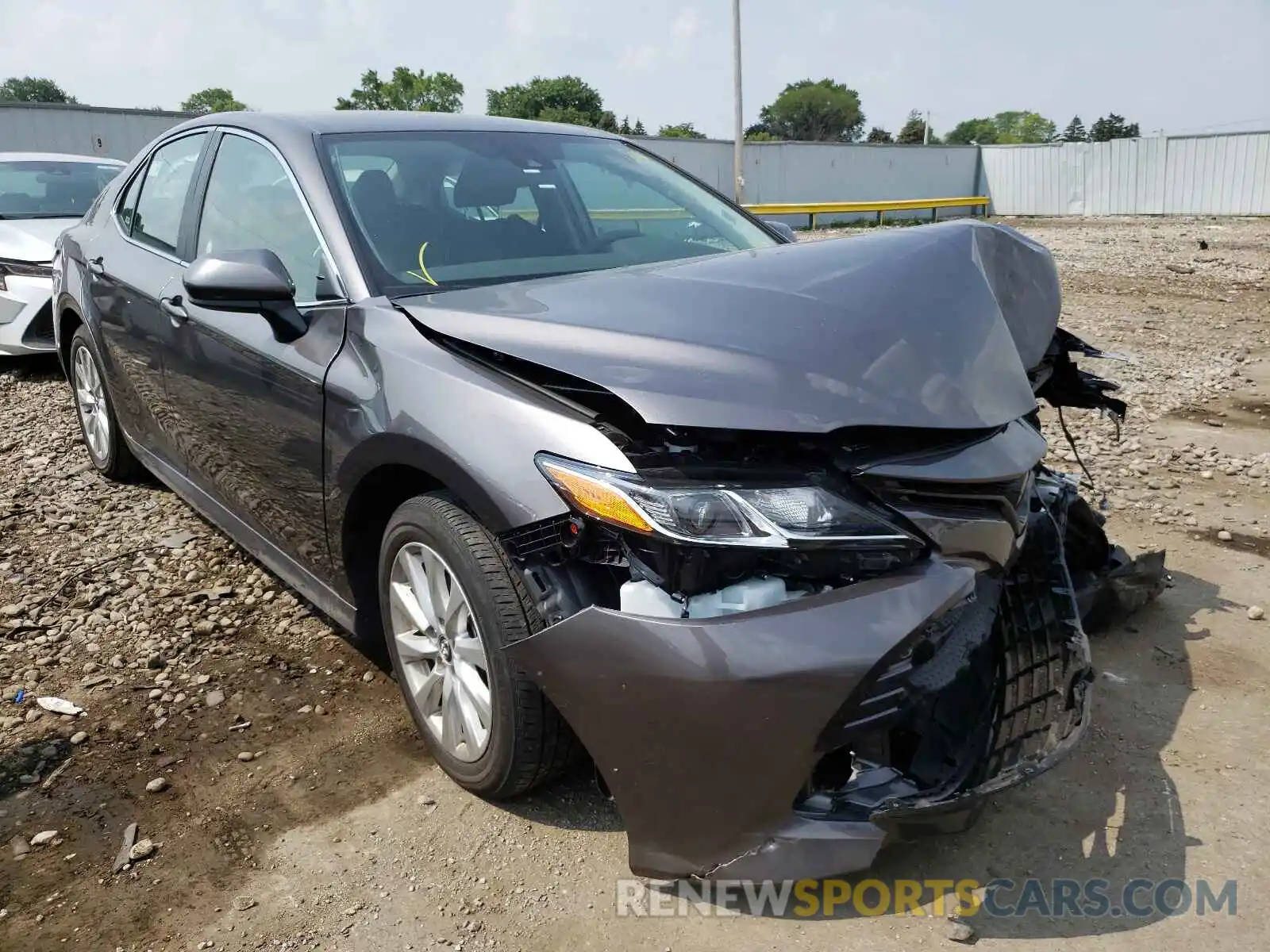 1 Photograph of a damaged car 4T1C11AK8LU343227 TOYOTA CAMRY 2020