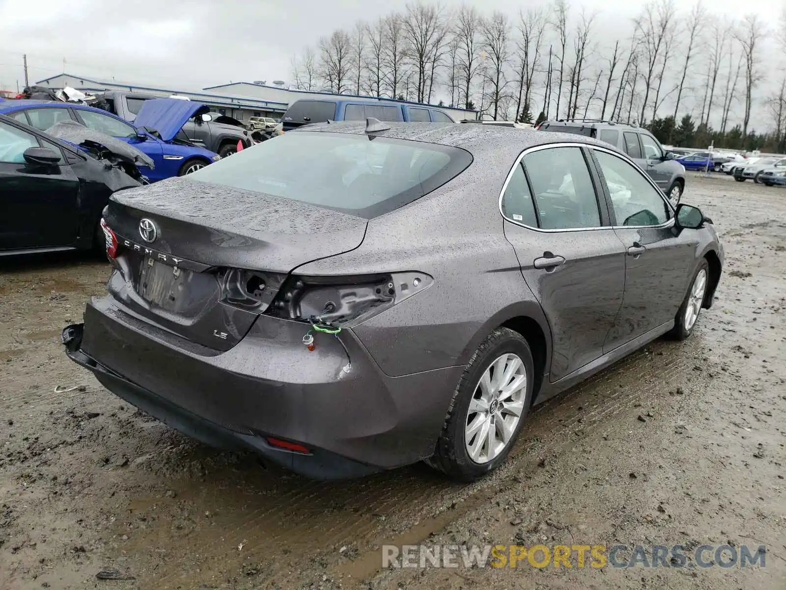 4 Photograph of a damaged car 4T1C11AK8LU344376 TOYOTA CAMRY 2020