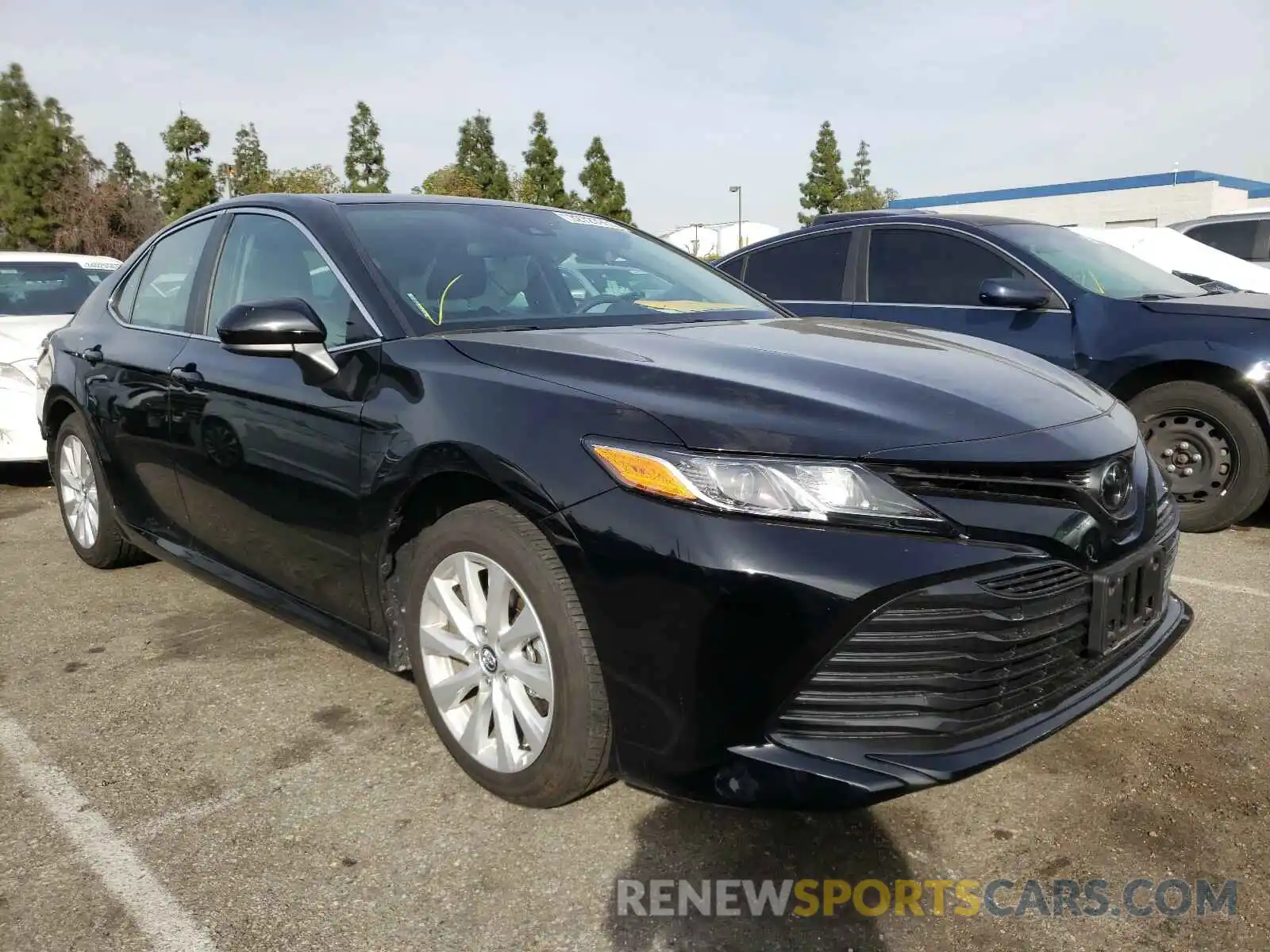 1 Photograph of a damaged car 4T1C11AK8LU349027 TOYOTA CAMRY 2020