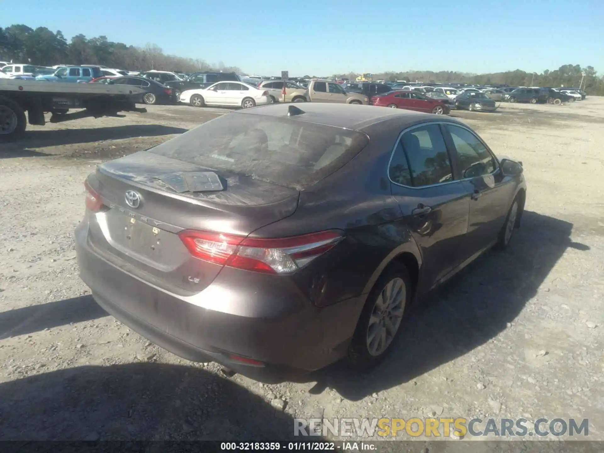 4 Photograph of a damaged car 4T1C11AK8LU350906 TOYOTA CAMRY 2020