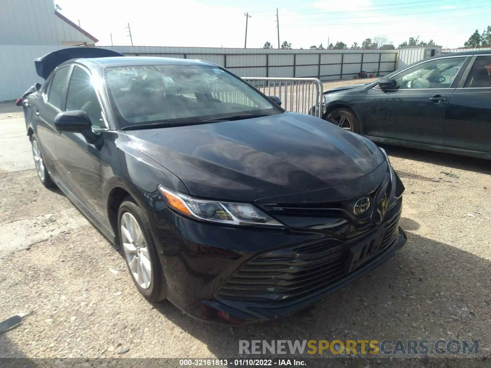 1 Photograph of a damaged car 4T1C11AK8LU351845 TOYOTA CAMRY 2020