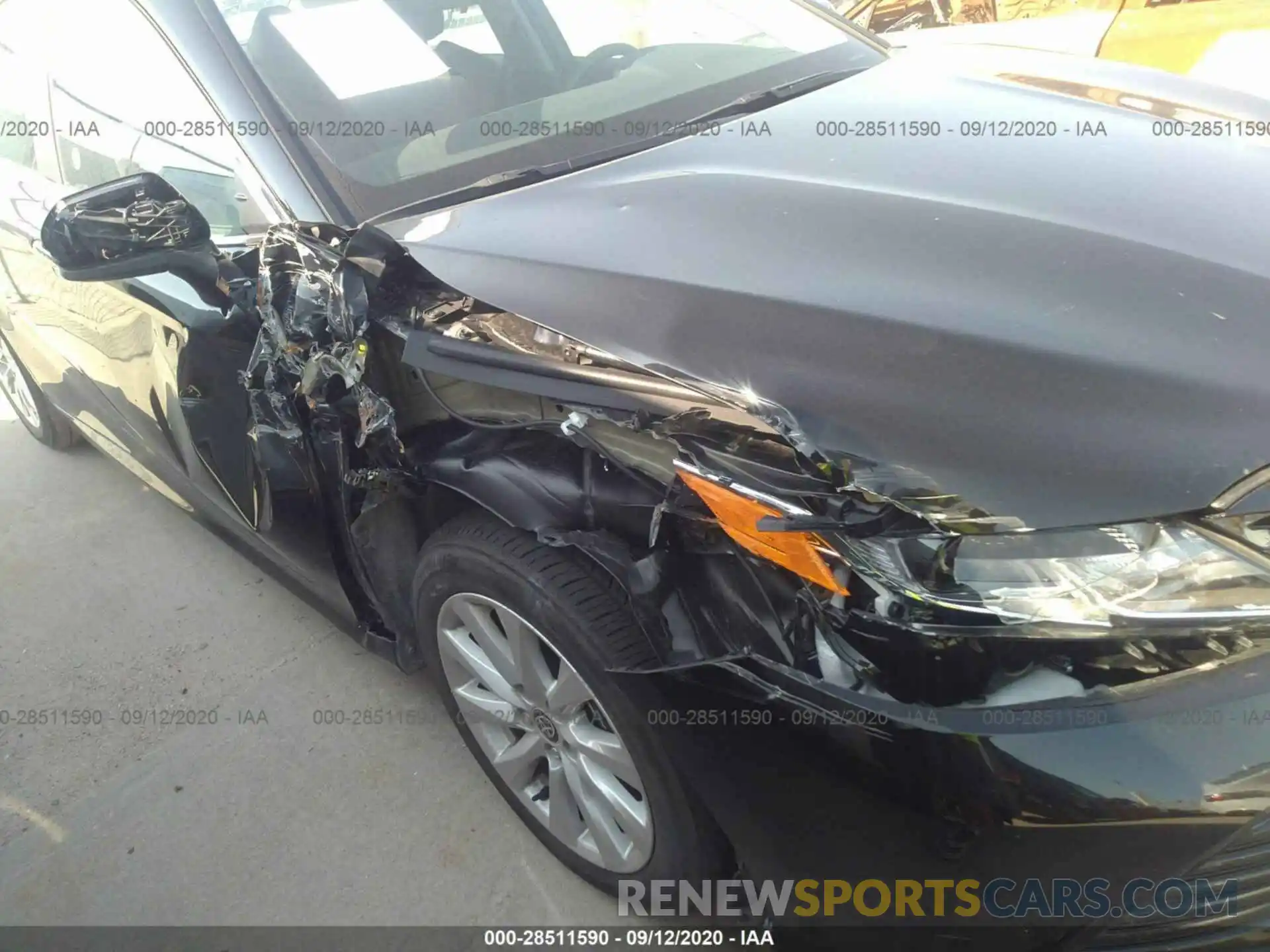 6 Photograph of a damaged car 4T1C11AK8LU356933 TOYOTA CAMRY 2020