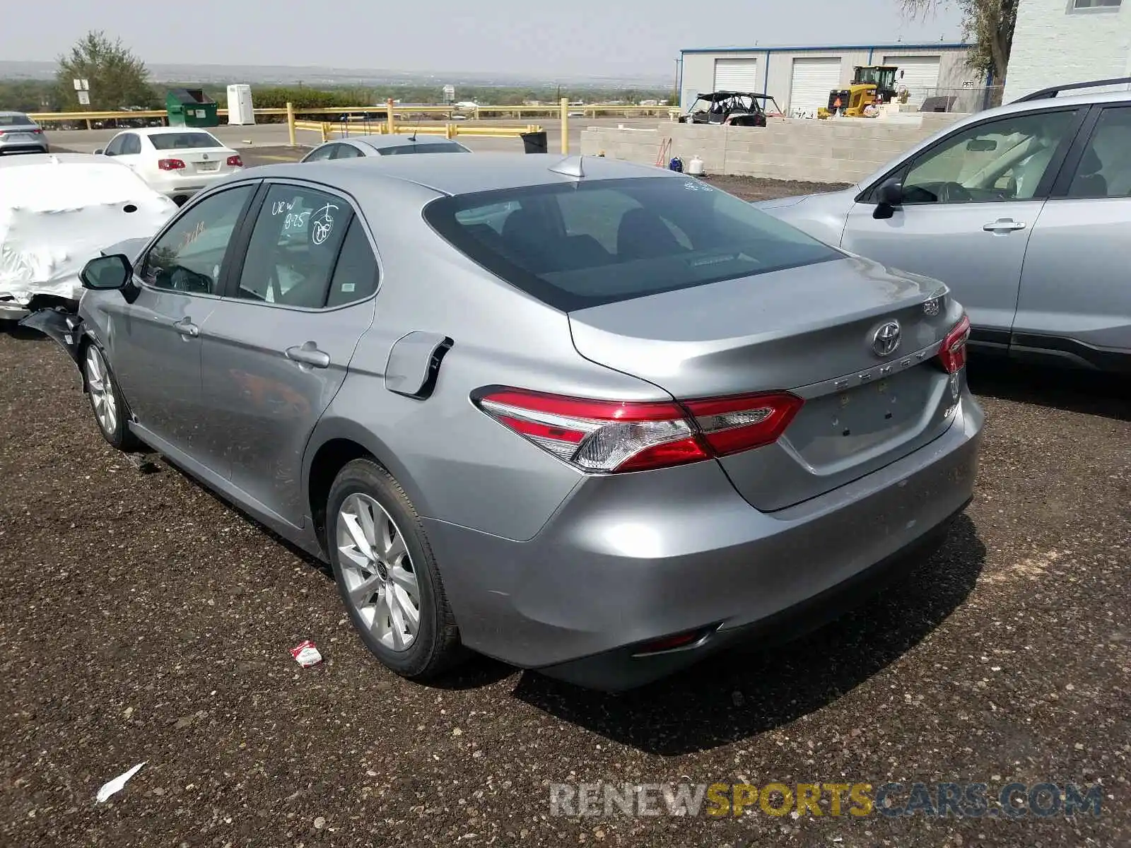 3 Photograph of a damaged car 4T1C11AK8LU358357 TOYOTA CAMRY 2020