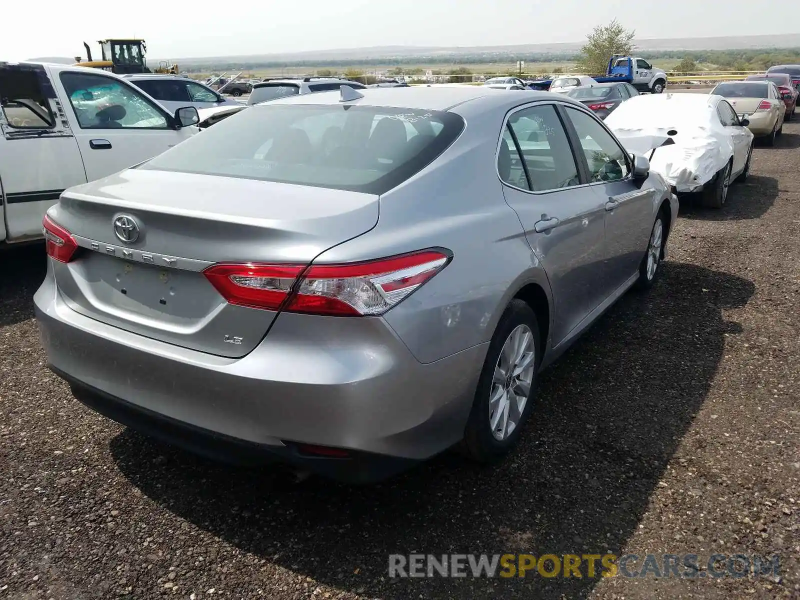 4 Photograph of a damaged car 4T1C11AK8LU358357 TOYOTA CAMRY 2020