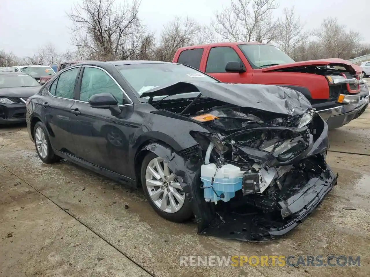 4 Photograph of a damaged car 4T1C11AK8LU360139 TOYOTA CAMRY 2020