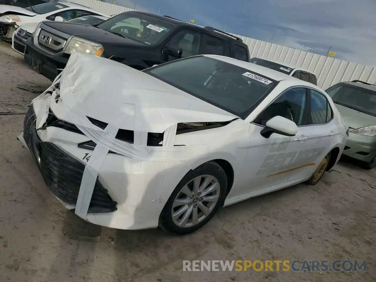 1 Photograph of a damaged car 4T1C11AK8LU362859 TOYOTA CAMRY 2020