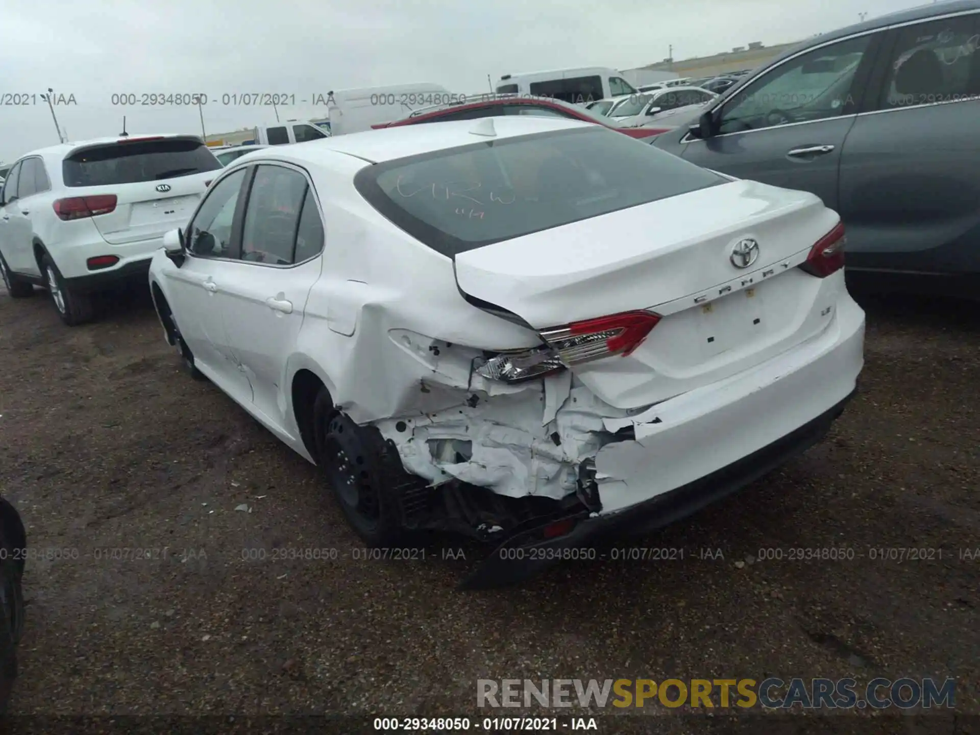 3 Photograph of a damaged car 4T1C11AK8LU363154 TOYOTA CAMRY 2020