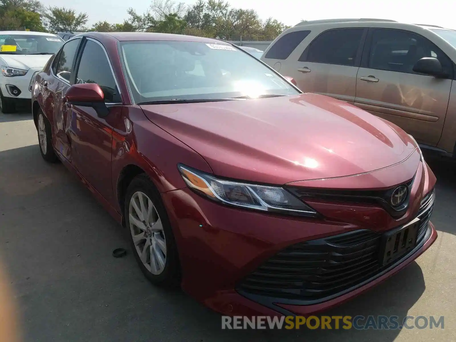 1 Photograph of a damaged car 4T1C11AK8LU365583 TOYOTA CAMRY 2020