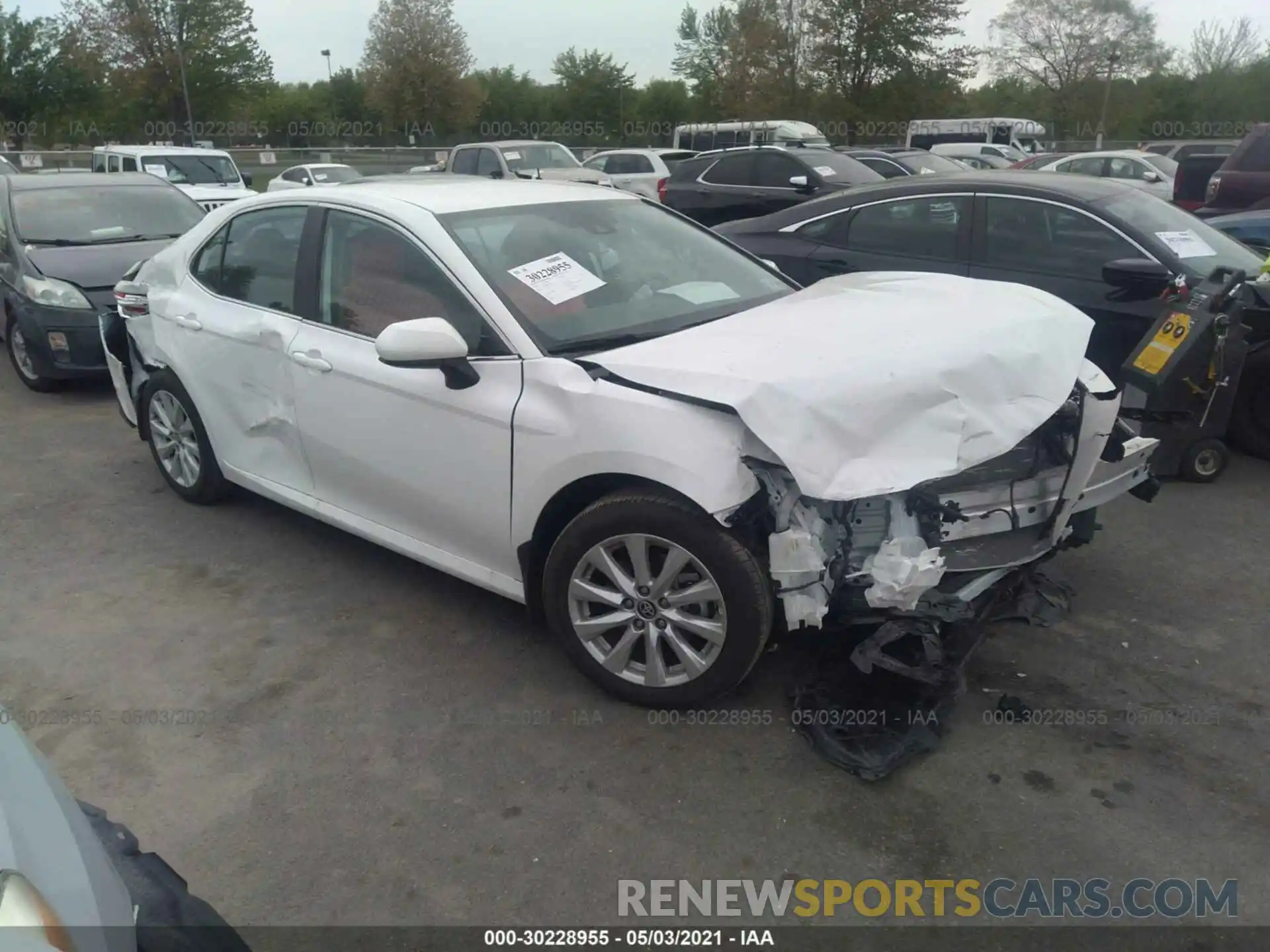 1 Photograph of a damaged car 4T1C11AK8LU368984 TOYOTA CAMRY 2020