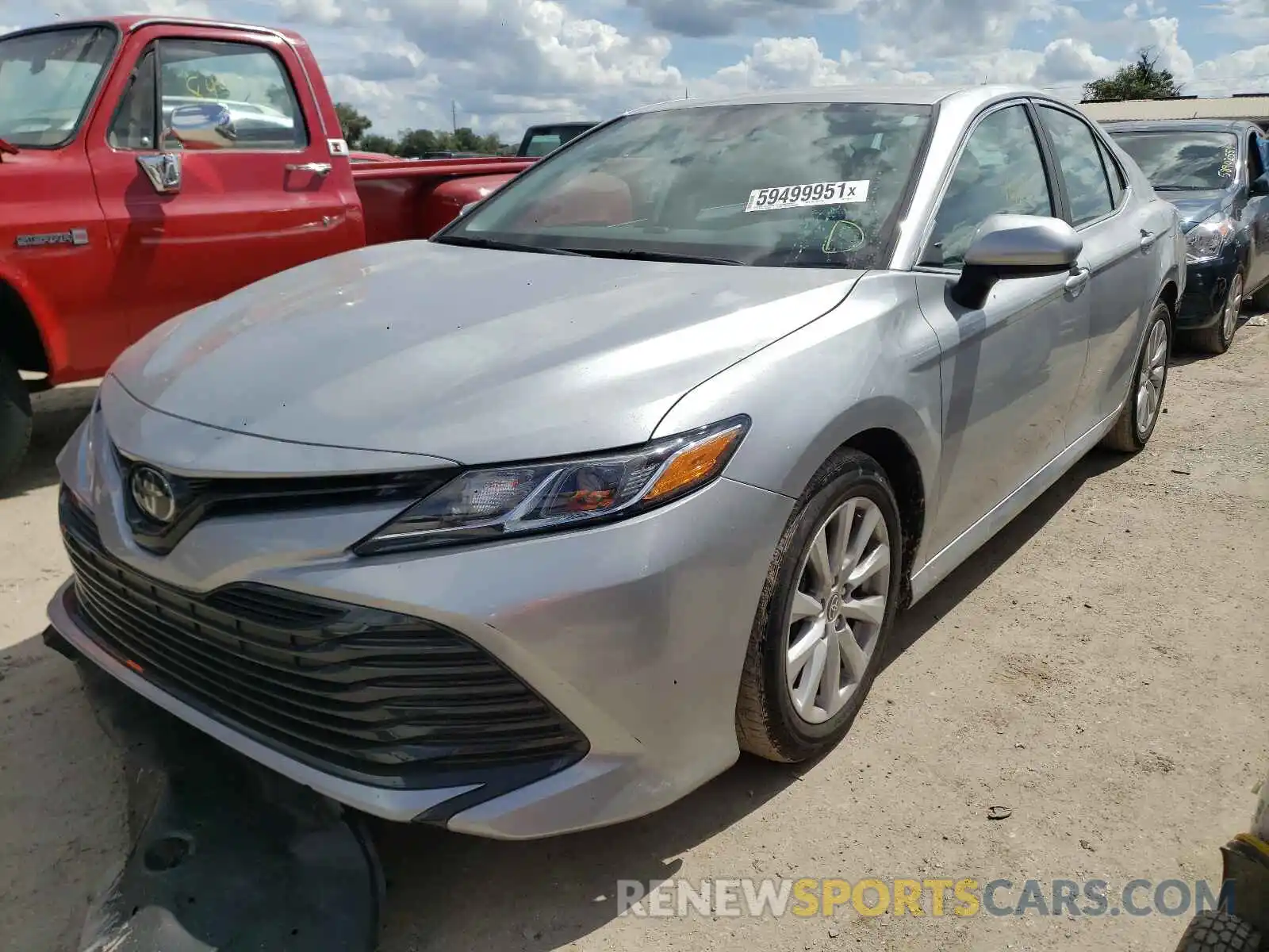 2 Photograph of a damaged car 4T1C11AK8LU375515 TOYOTA CAMRY 2020