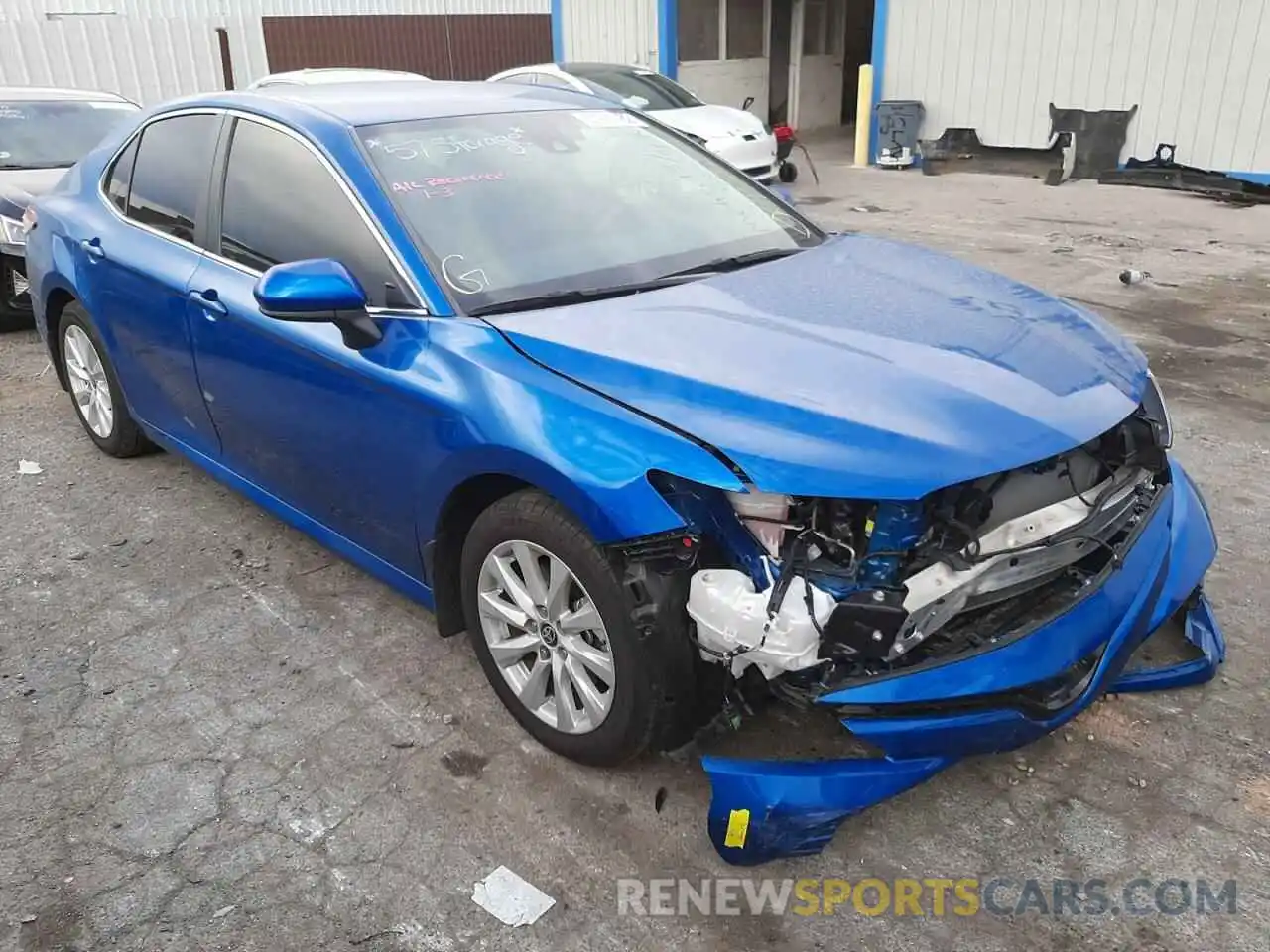 1 Photograph of a damaged car 4T1C11AK8LU387910 TOYOTA CAMRY 2020