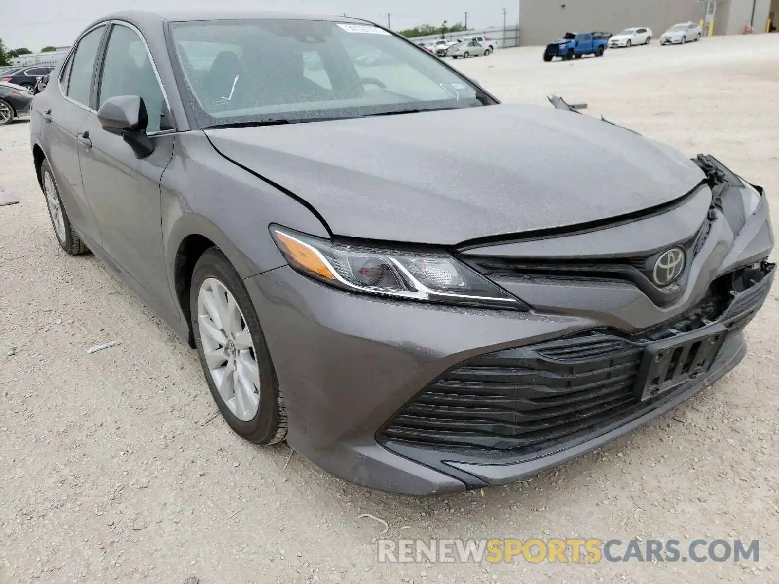 1 Photograph of a damaged car 4T1C11AK8LU397028 TOYOTA CAMRY 2020