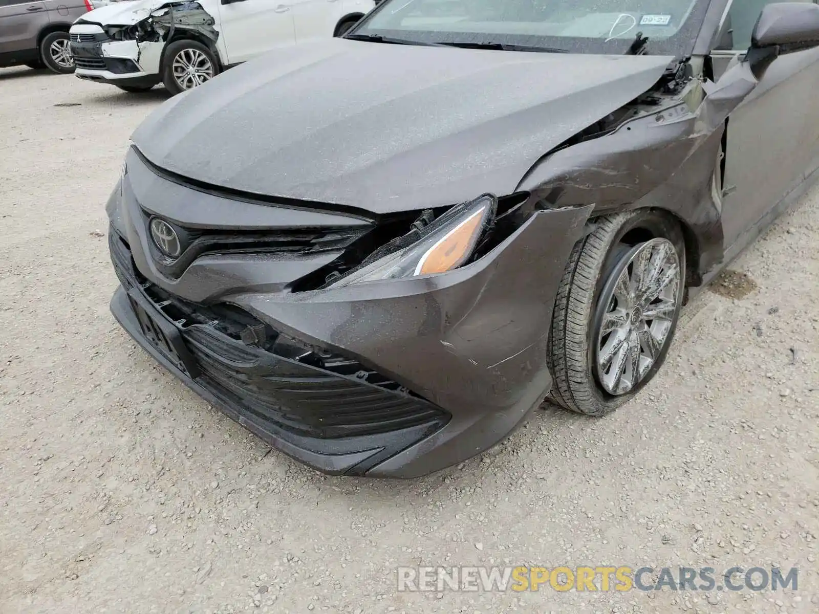 9 Photograph of a damaged car 4T1C11AK8LU397028 TOYOTA CAMRY 2020