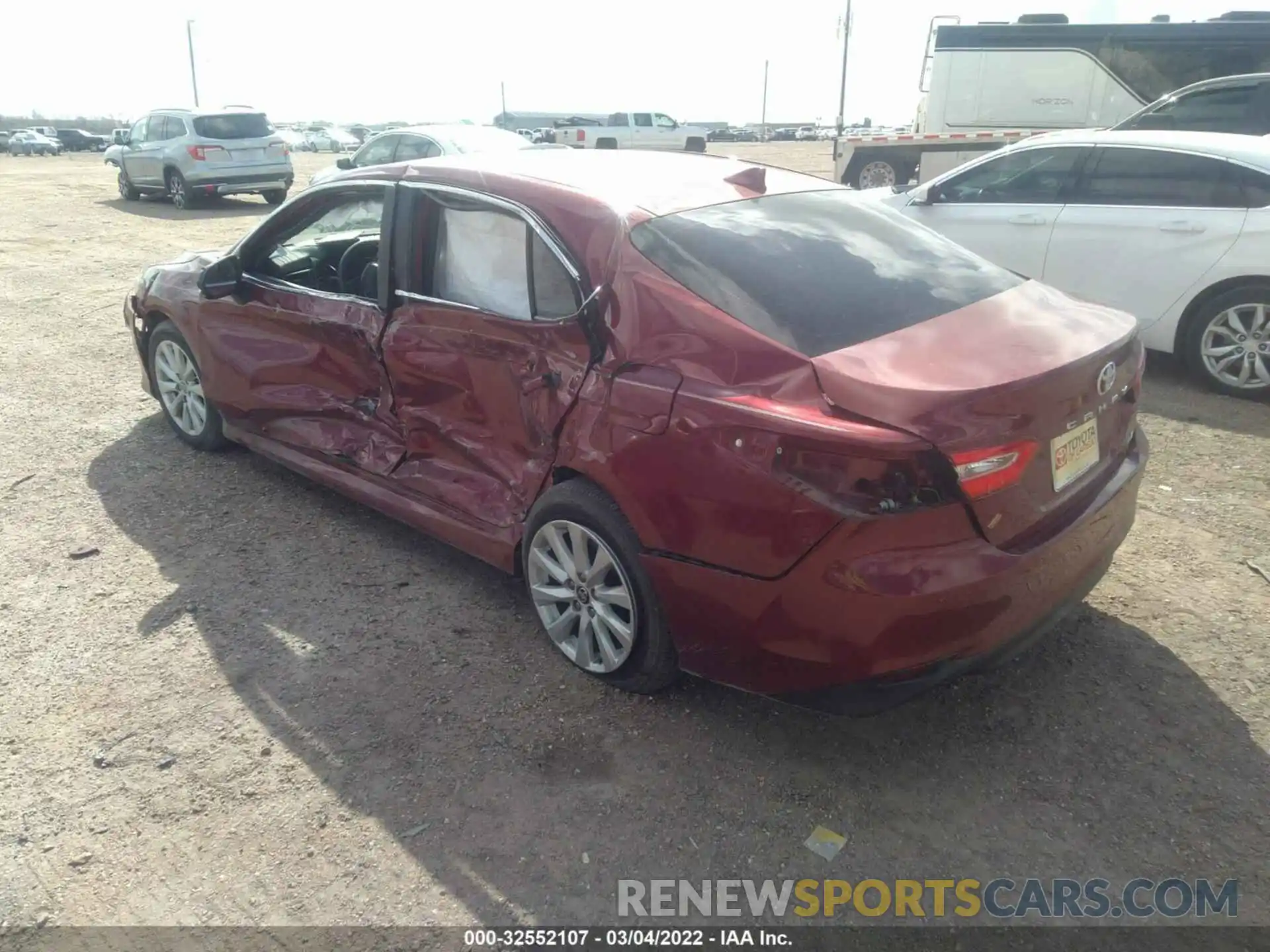 3 Photograph of a damaged car 4T1C11AK8LU398468 TOYOTA CAMRY 2020