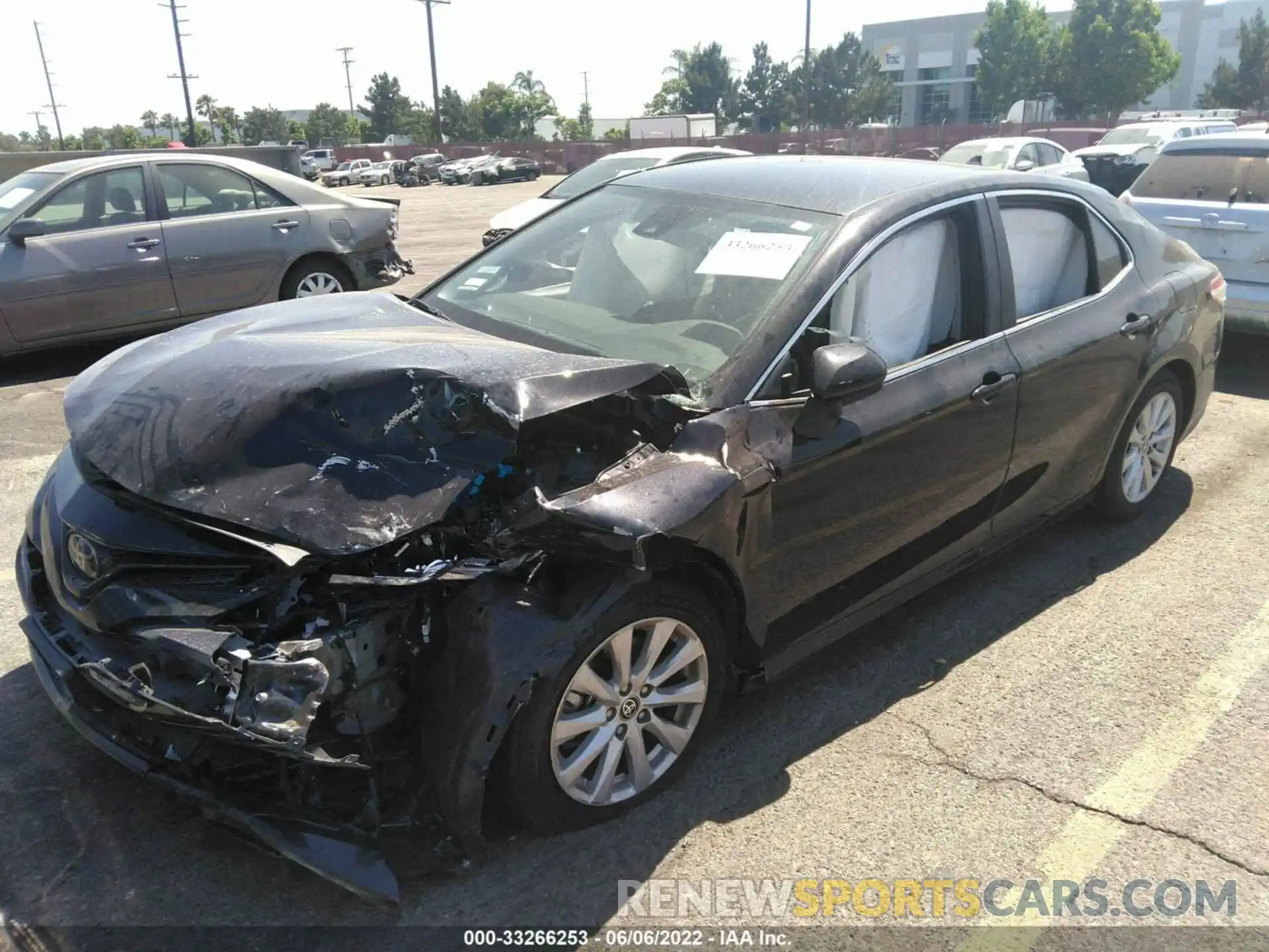 2 Photograph of a damaged car 4T1C11AK8LU400266 TOYOTA CAMRY 2020