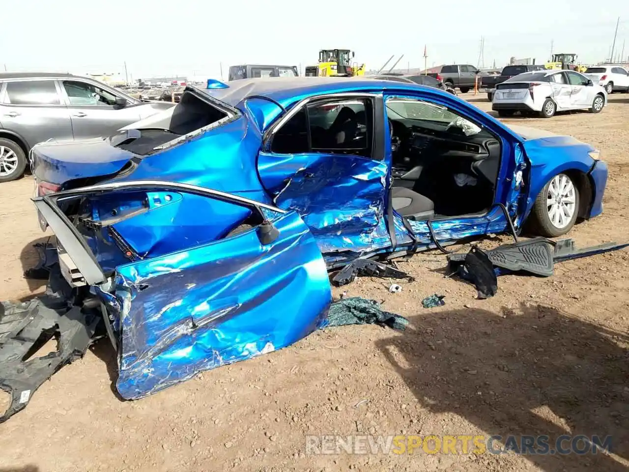 9 Photograph of a damaged car 4T1C11AK8LU401742 TOYOTA CAMRY 2020