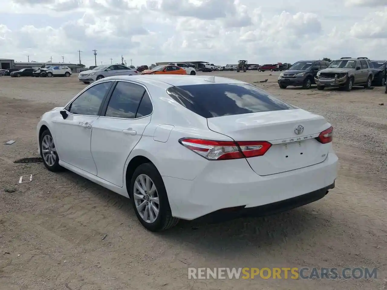 3 Photograph of a damaged car 4T1C11AK8LU503929 TOYOTA CAMRY 2020