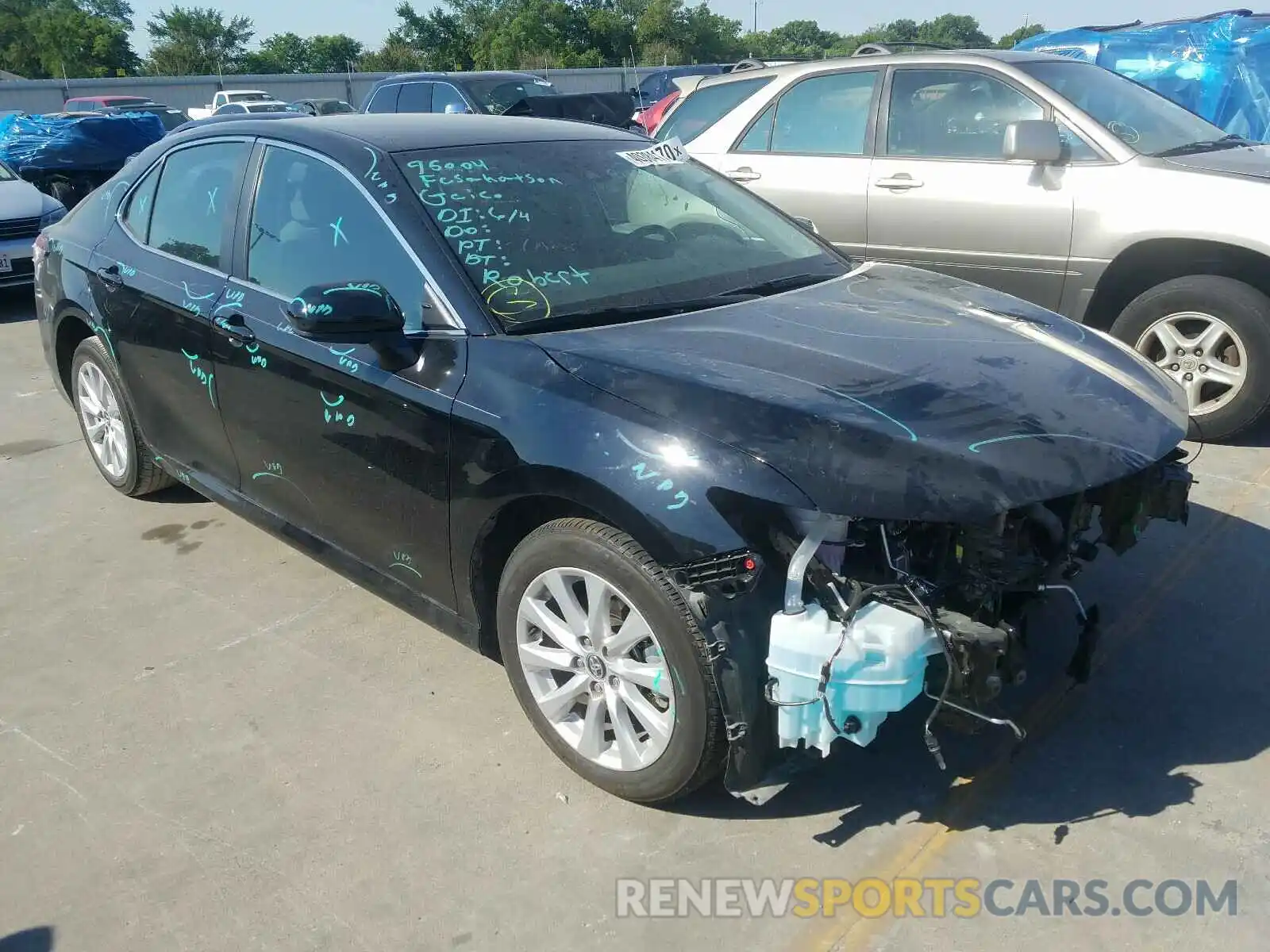 1 Photograph of a damaged car 4T1C11AK8LU864979 TOYOTA CAMRY 2020