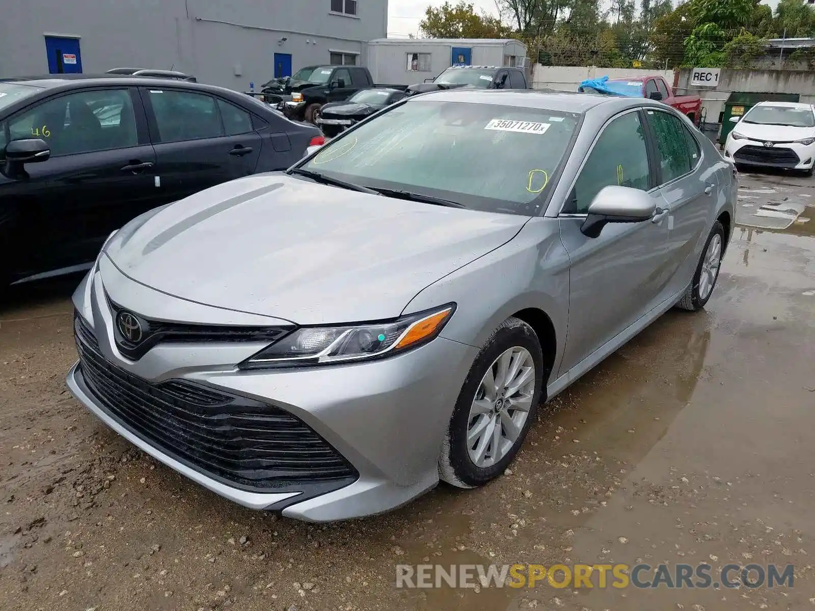 2 Photograph of a damaged car 4T1C11AK8LU865176 TOYOTA CAMRY 2020