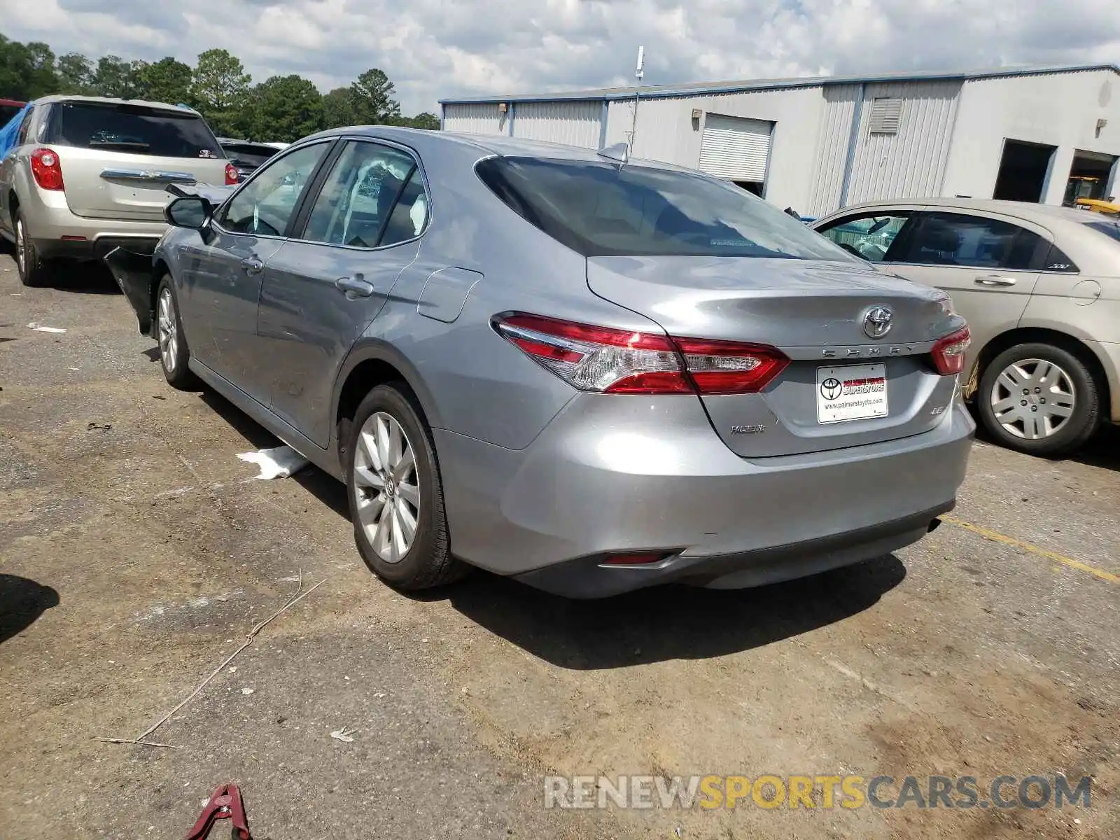 3 Photograph of a damaged car 4T1C11AK8LU868837 TOYOTA CAMRY 2020