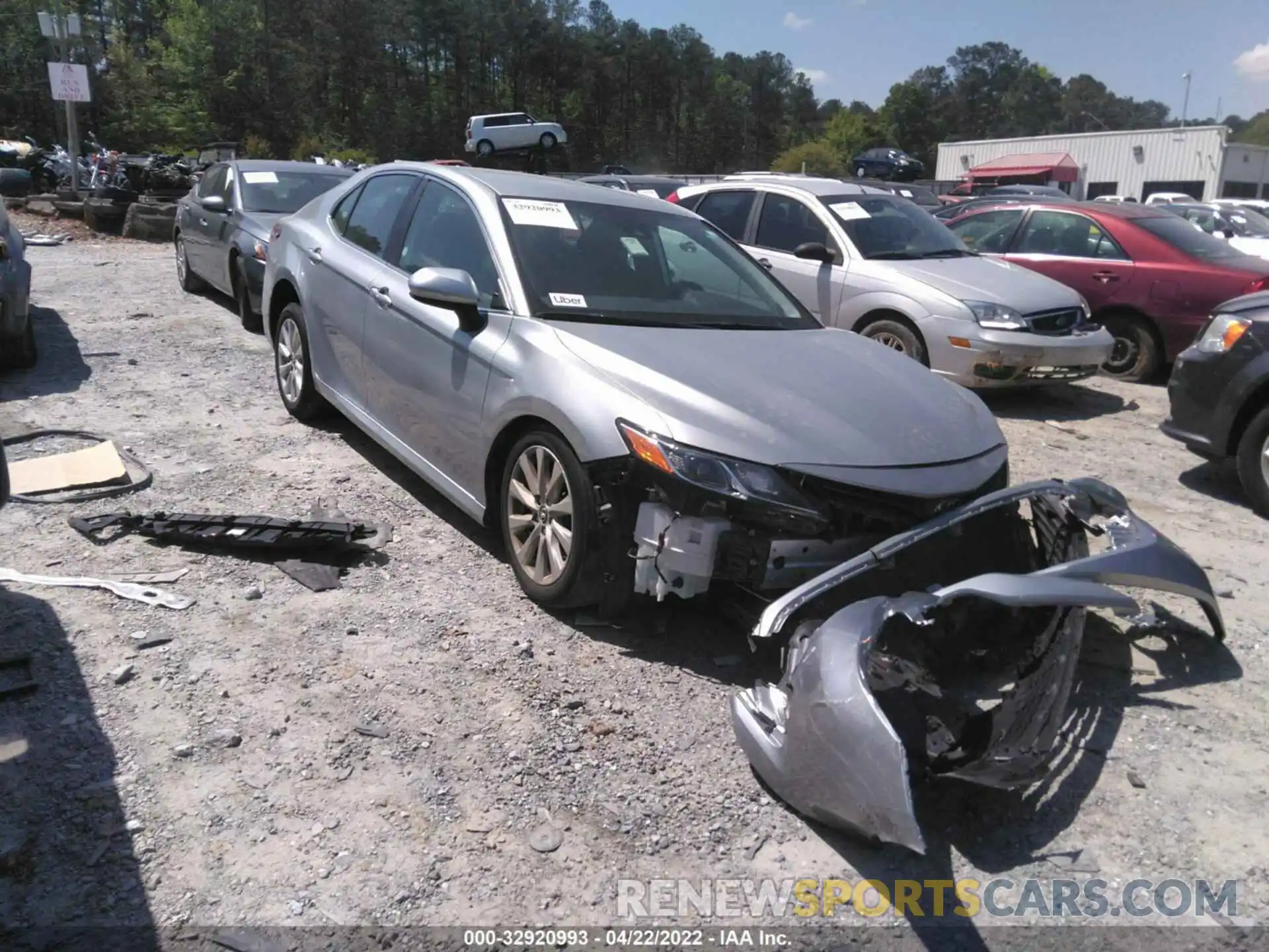 1 Photograph of a damaged car 4T1C11AK8LU869745 TOYOTA CAMRY 2020