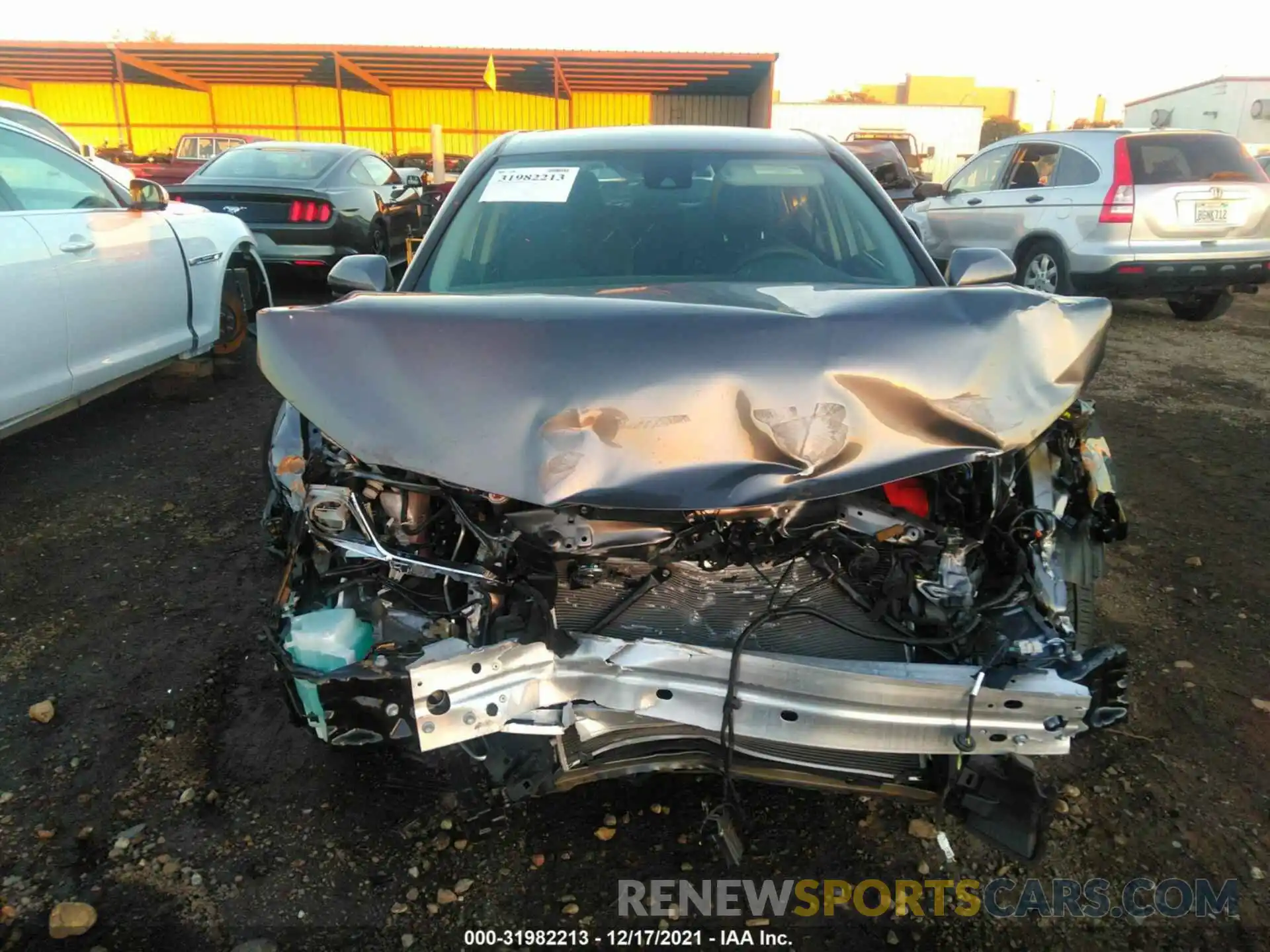 6 Photograph of a damaged car 4T1C11AK8LU871270 TOYOTA CAMRY 2020