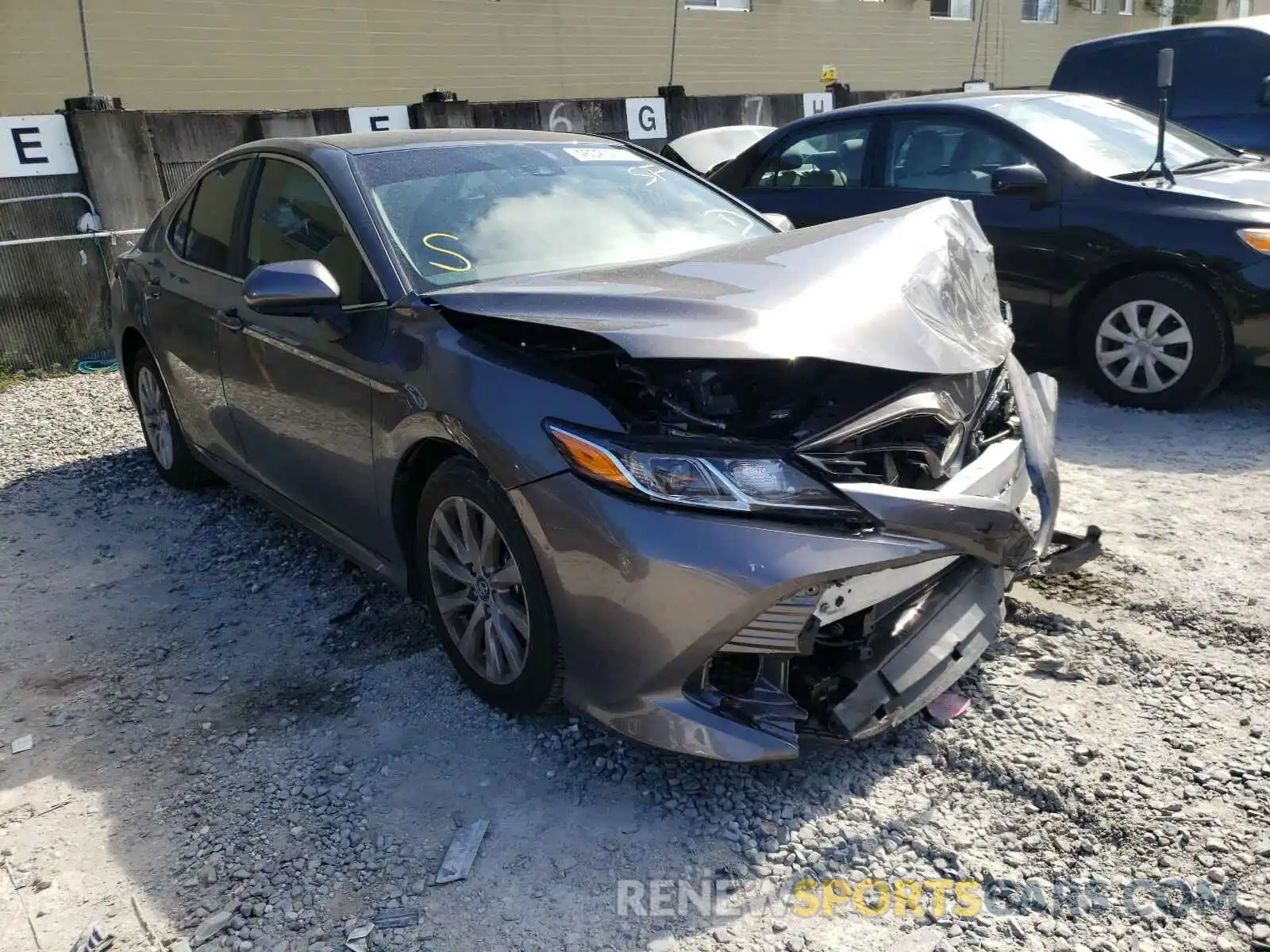 1 Photograph of a damaged car 4T1C11AK8LU875738 TOYOTA CAMRY 2020