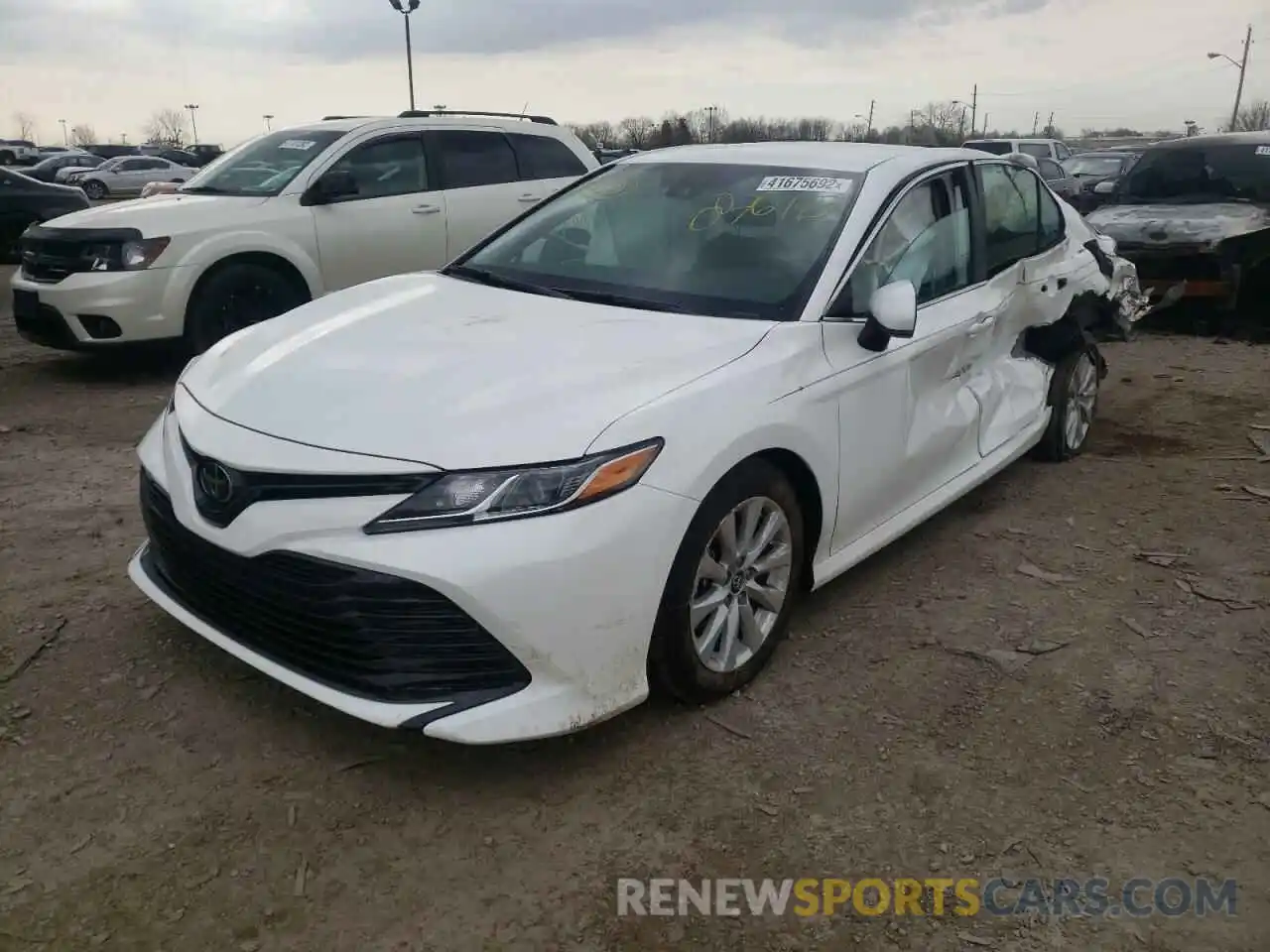 2 Photograph of a damaged car 4T1C11AK8LU876985 TOYOTA CAMRY 2020