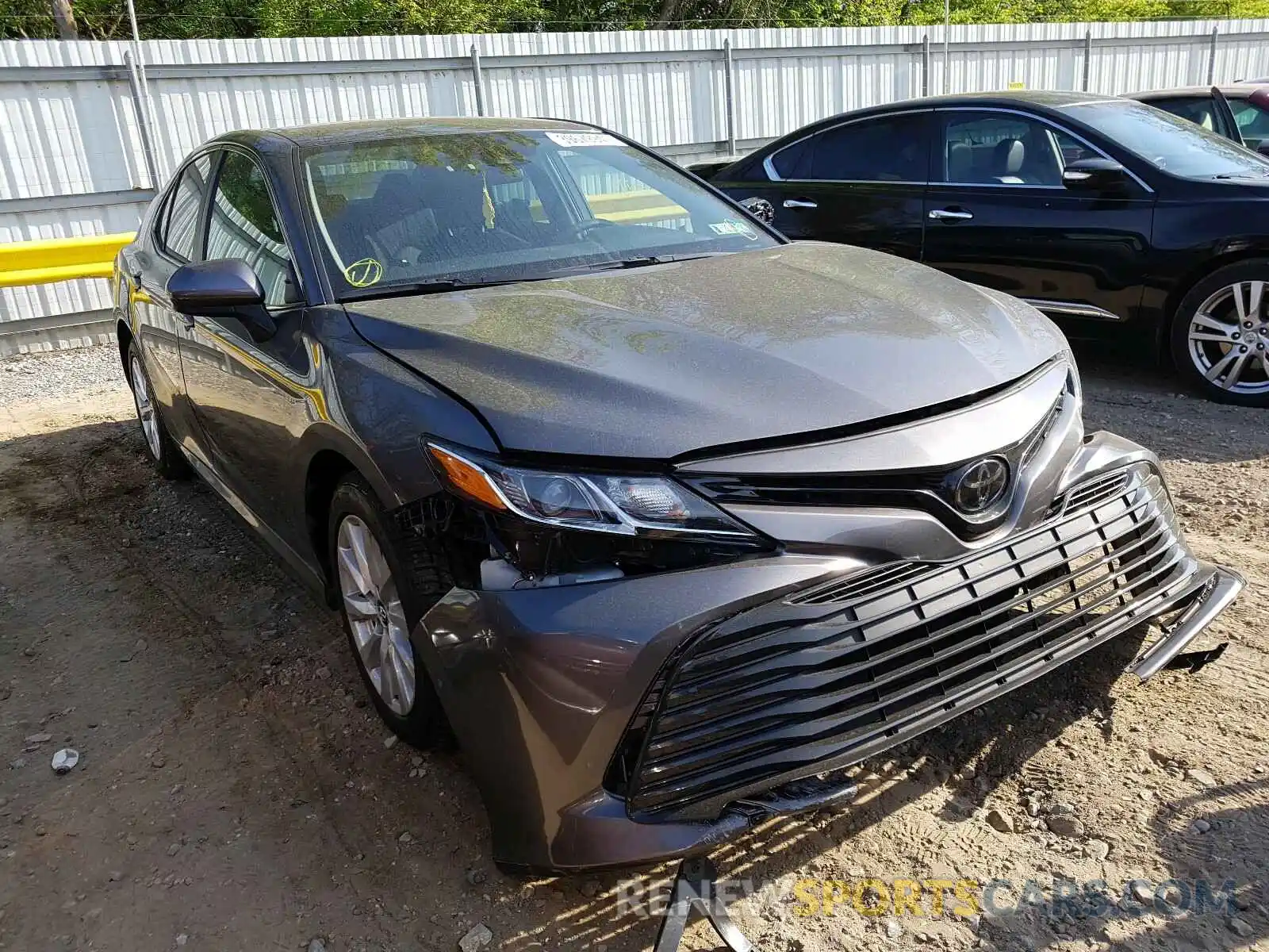 1 Photograph of a damaged car 4T1C11AK8LU879109 TOYOTA CAMRY 2020