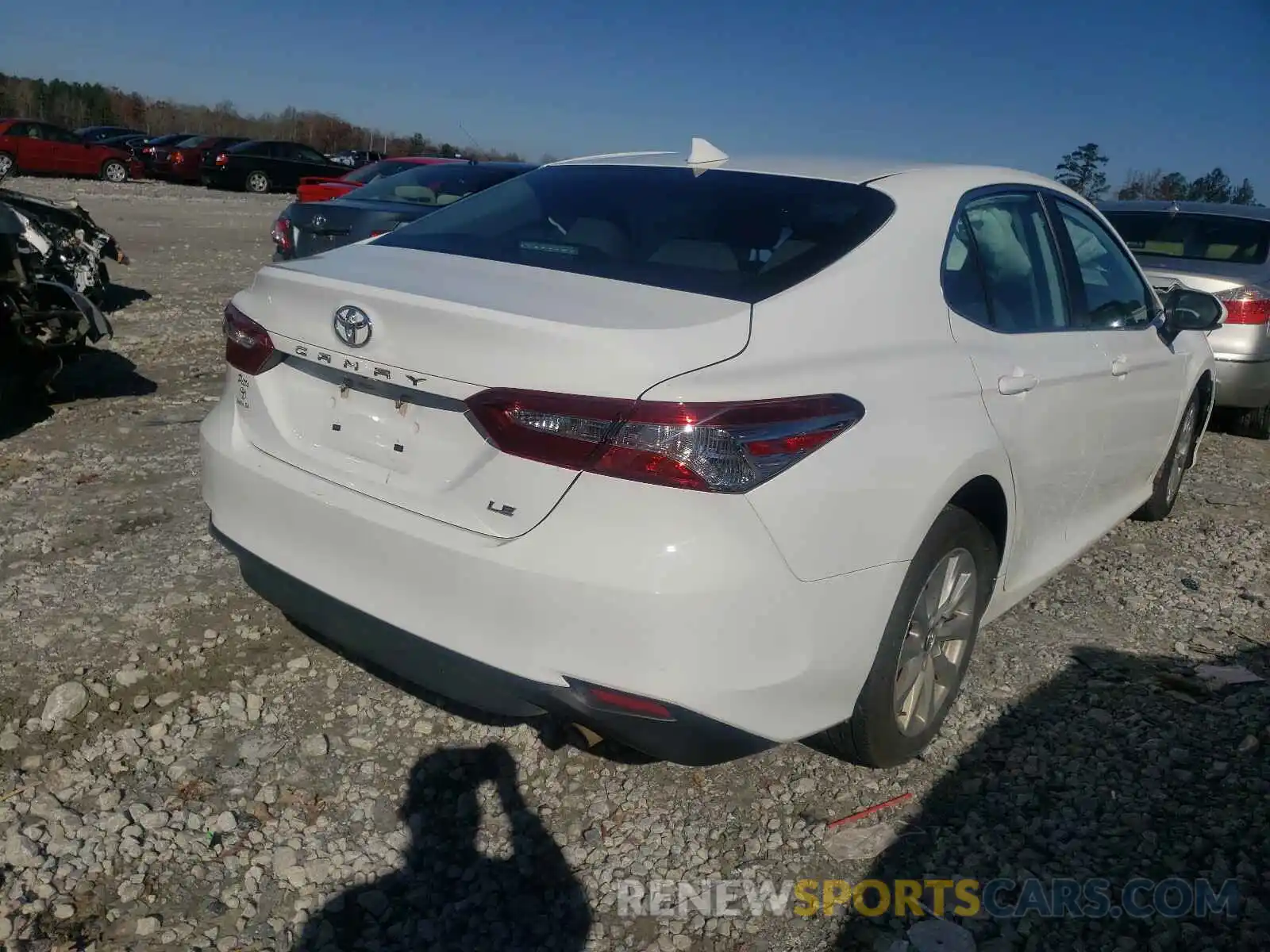 4 Photograph of a damaged car 4T1C11AK8LU881071 TOYOTA CAMRY 2020