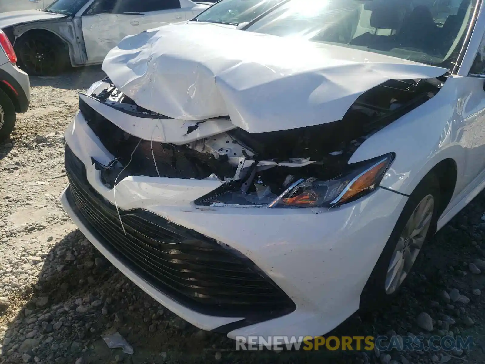 9 Photograph of a damaged car 4T1C11AK8LU881071 TOYOTA CAMRY 2020