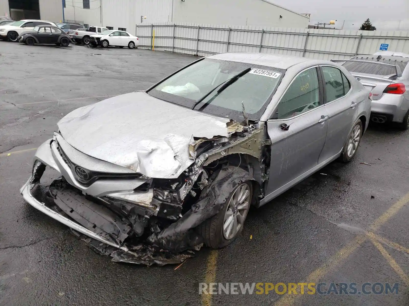 2 Photograph of a damaged car 4T1C11AK8LU886044 TOYOTA CAMRY 2020