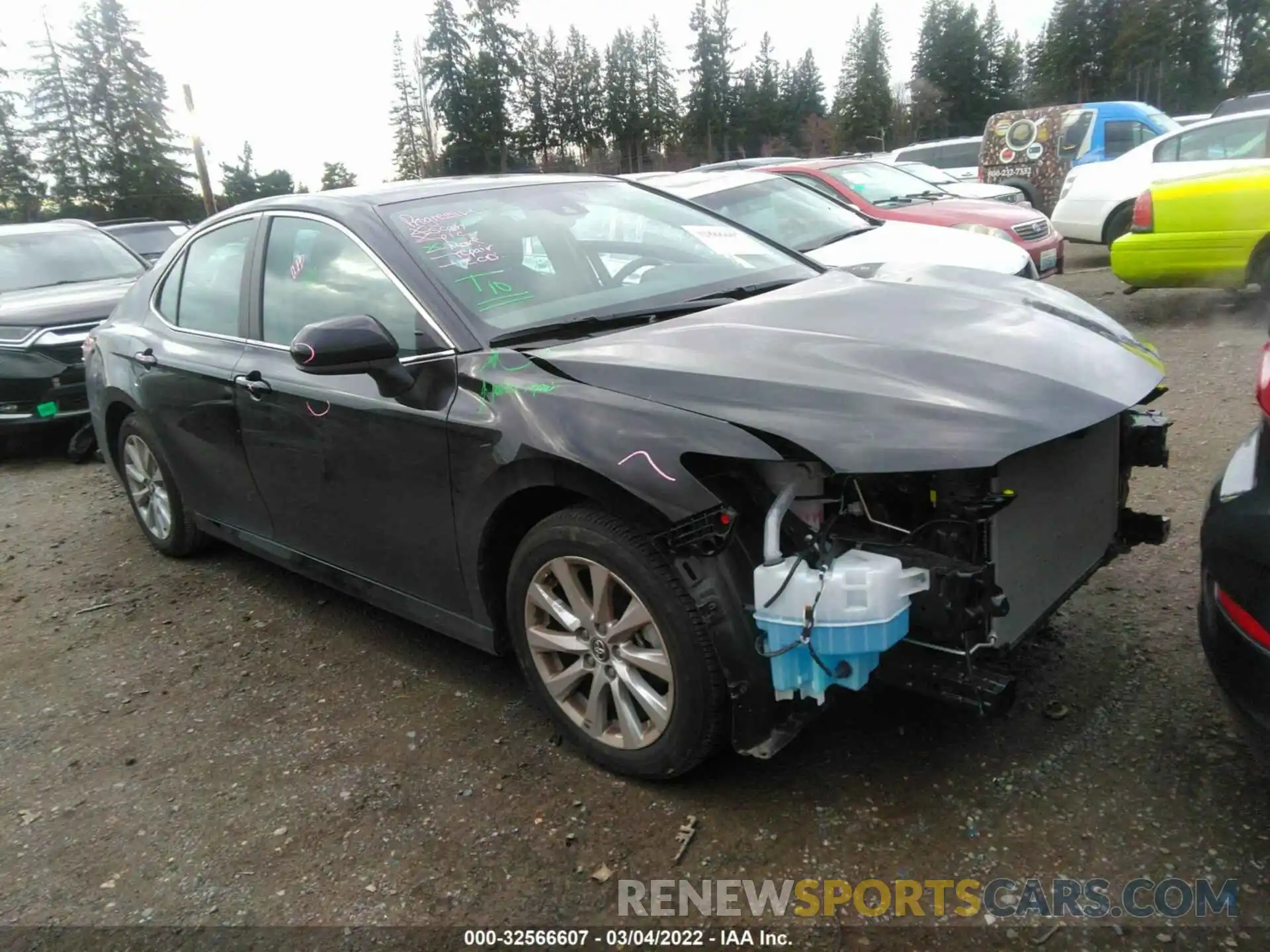 1 Photograph of a damaged car 4T1C11AK8LU887839 TOYOTA CAMRY 2020