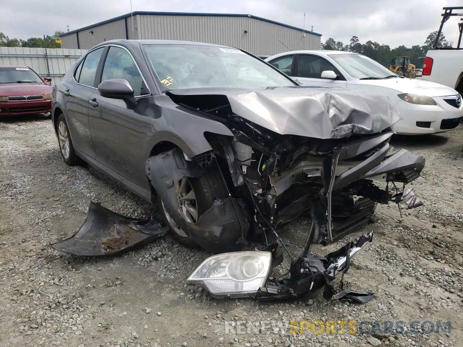 1 Photograph of a damaged car 4T1C11AK8LU890773 TOYOTA CAMRY 2020