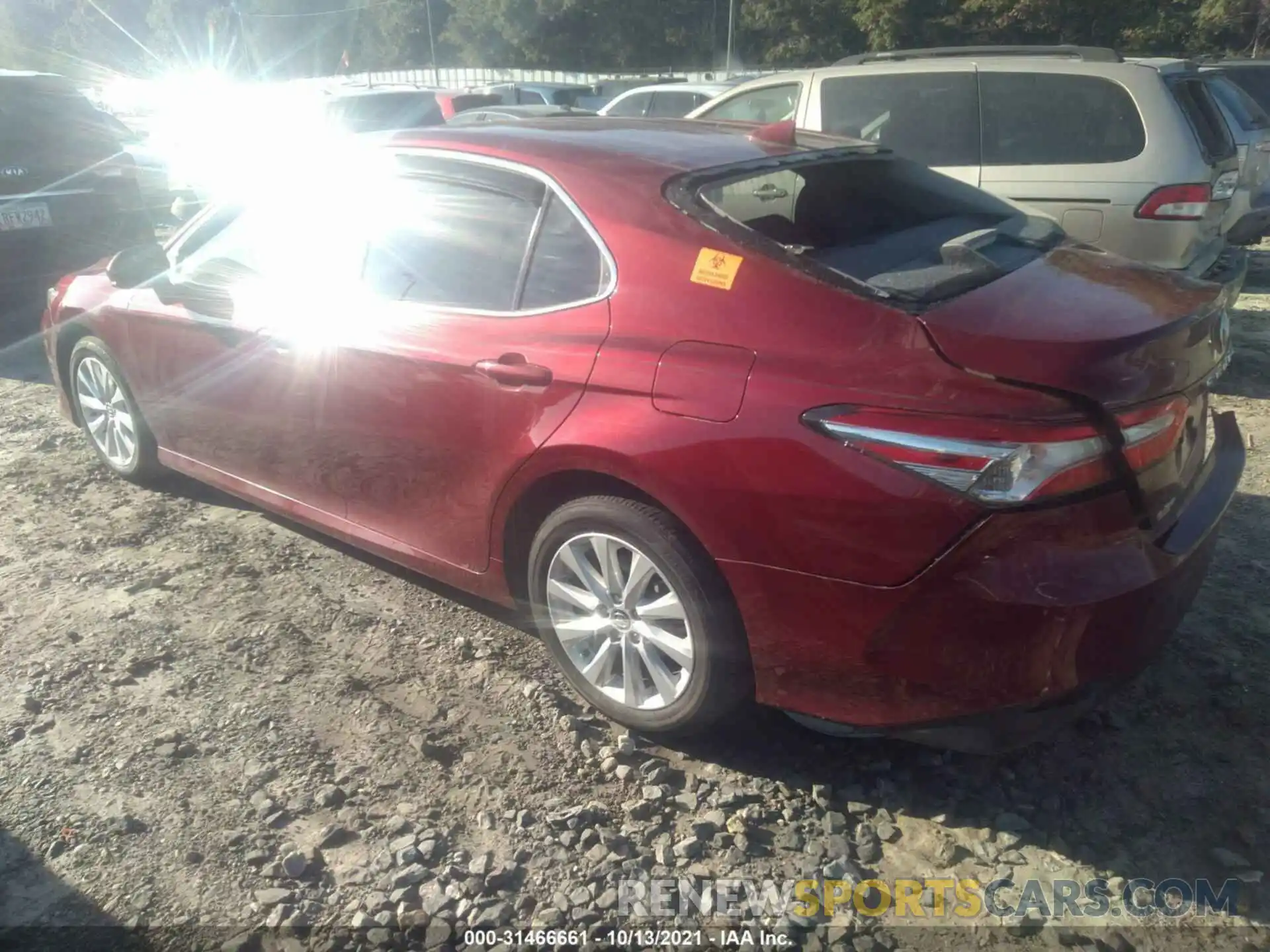 3 Photograph of a damaged car 4T1C11AK8LU901285 TOYOTA CAMRY 2020