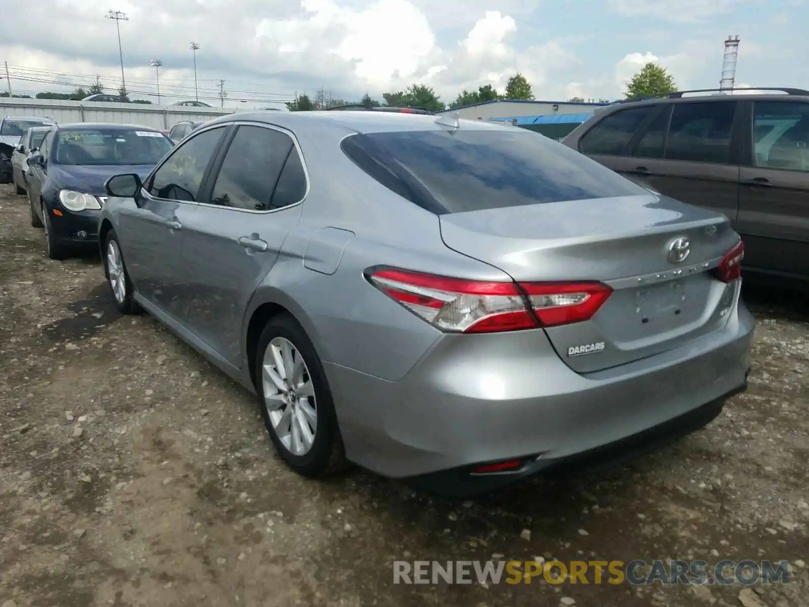 3 Photograph of a damaged car 4T1C11AK8LU914232 TOYOTA CAMRY 2020