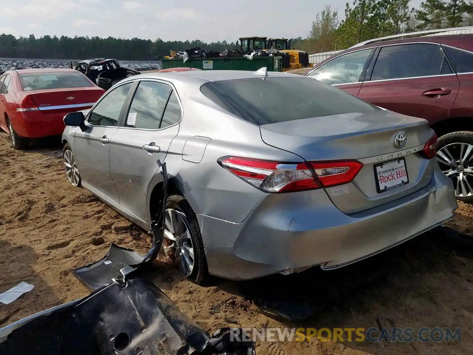 3 Photograph of a damaged car 4T1C11AK8LU914294 TOYOTA CAMRY 2020