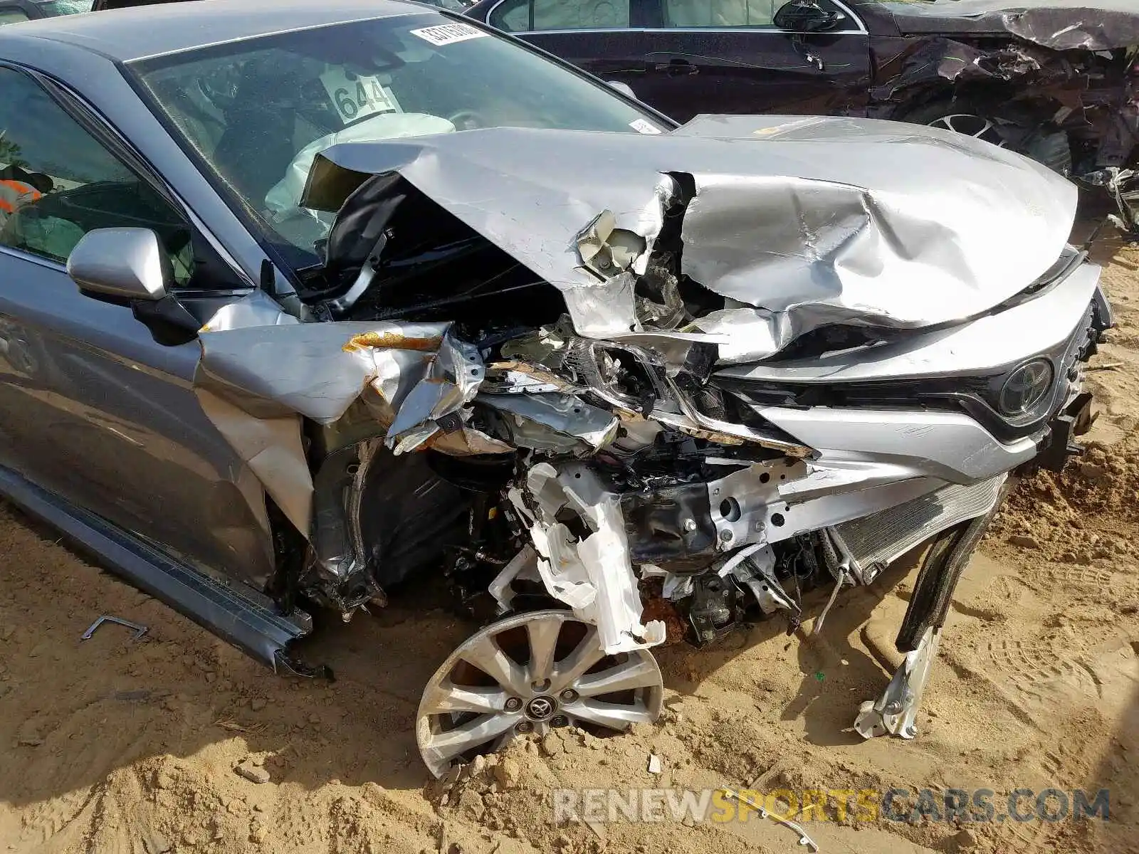 9 Photograph of a damaged car 4T1C11AK8LU914294 TOYOTA CAMRY 2020