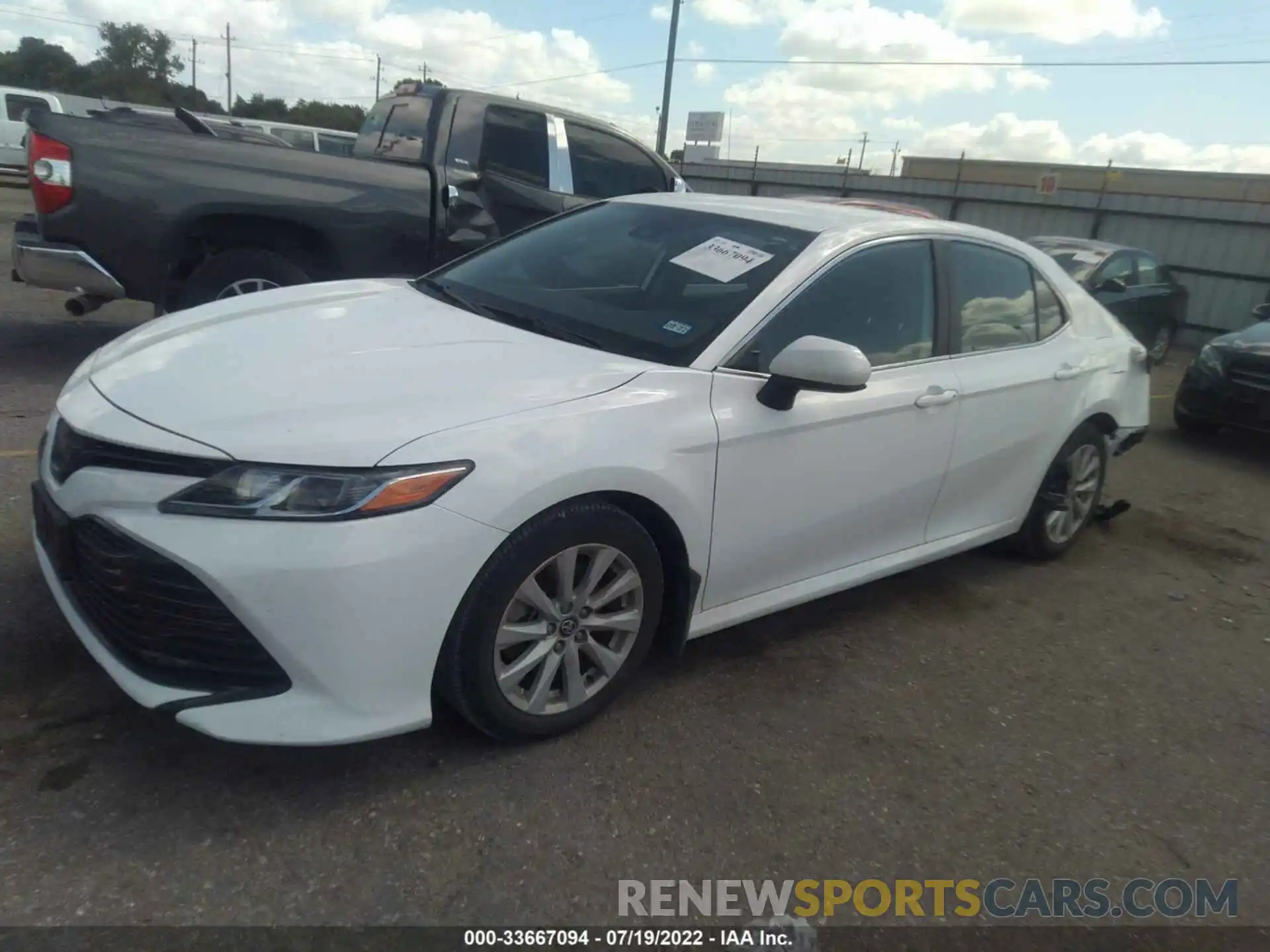 2 Photograph of a damaged car 4T1C11AK8LU915087 TOYOTA CAMRY 2020