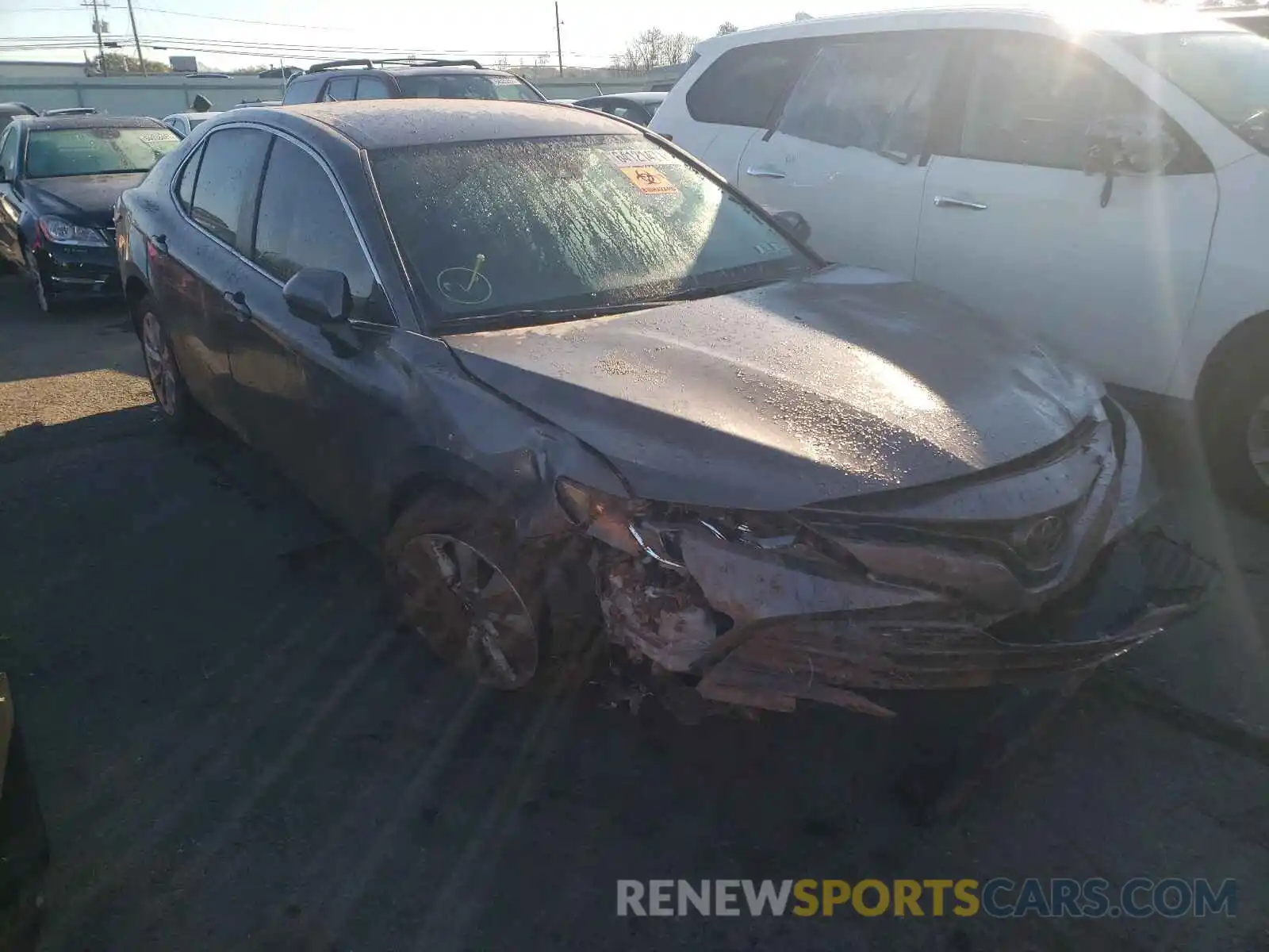 1 Photograph of a damaged car 4T1C11AK8LU918460 TOYOTA CAMRY 2020