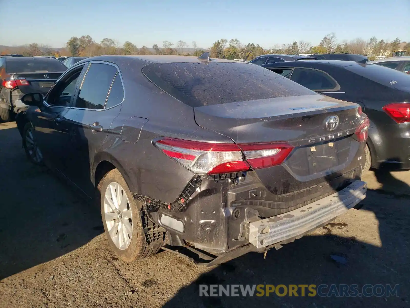 3 Photograph of a damaged car 4T1C11AK8LU918460 TOYOTA CAMRY 2020