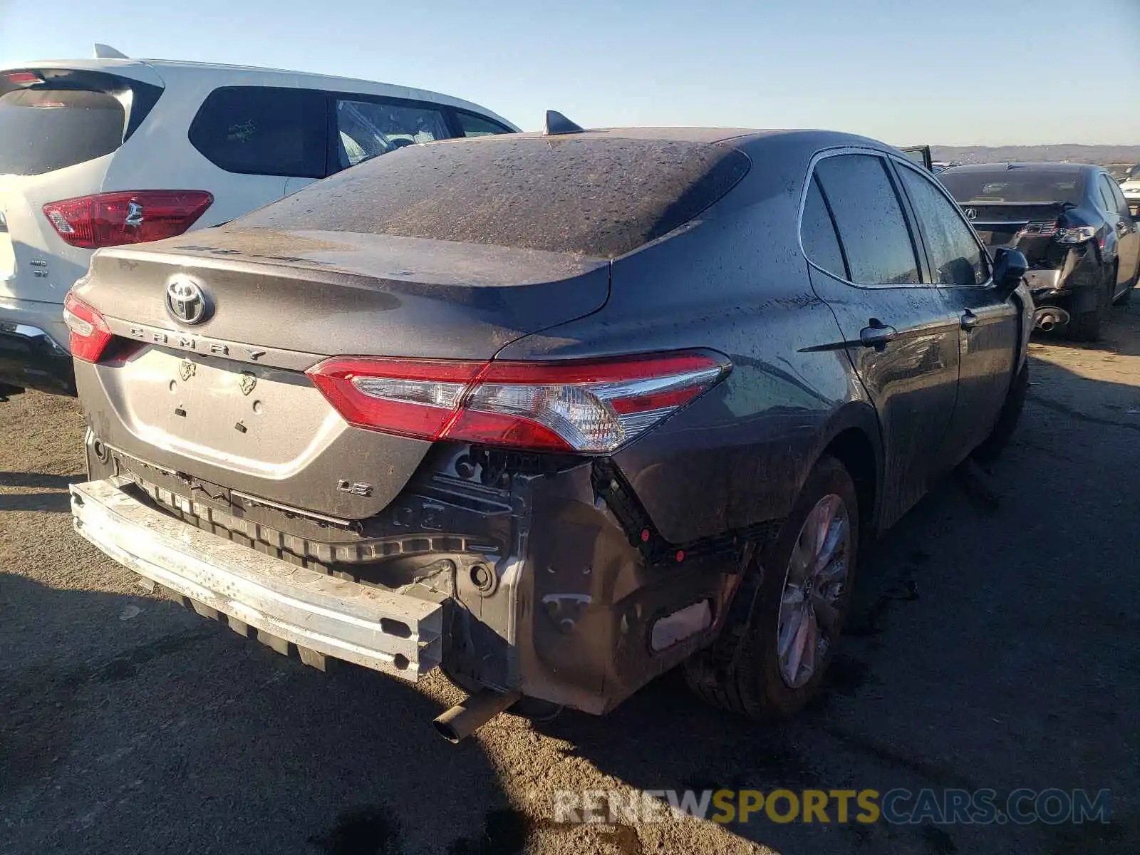 4 Photograph of a damaged car 4T1C11AK8LU918460 TOYOTA CAMRY 2020