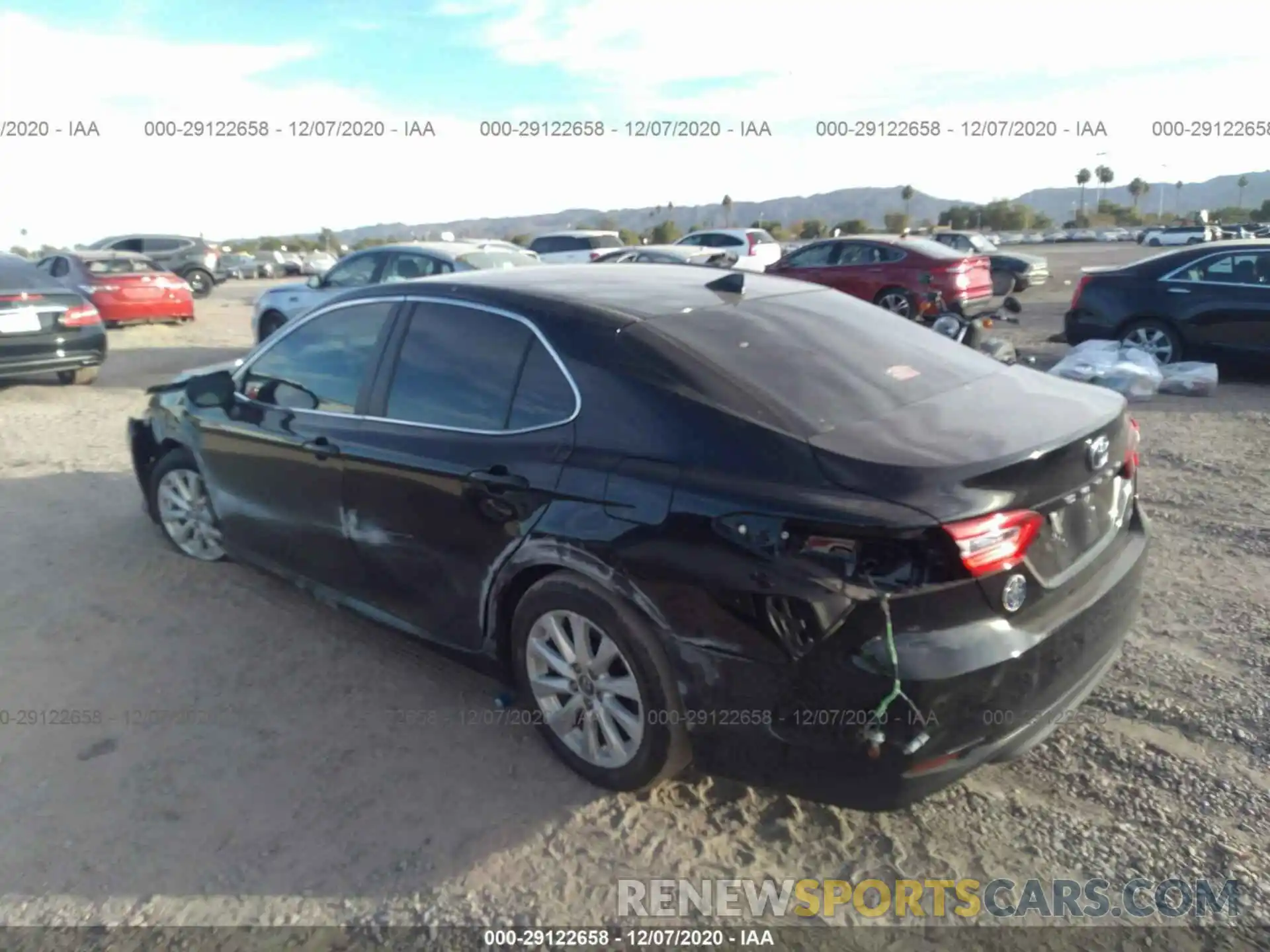 3 Photograph of a damaged car 4T1C11AK8LU919317 TOYOTA CAMRY 2020