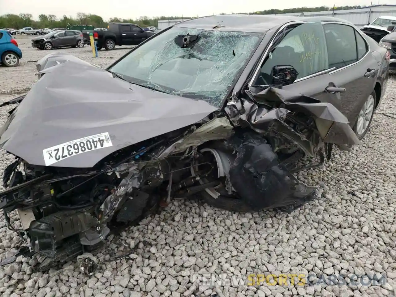 10 Photograph of a damaged car 4T1C11AK8LU921858 TOYOTA CAMRY 2020